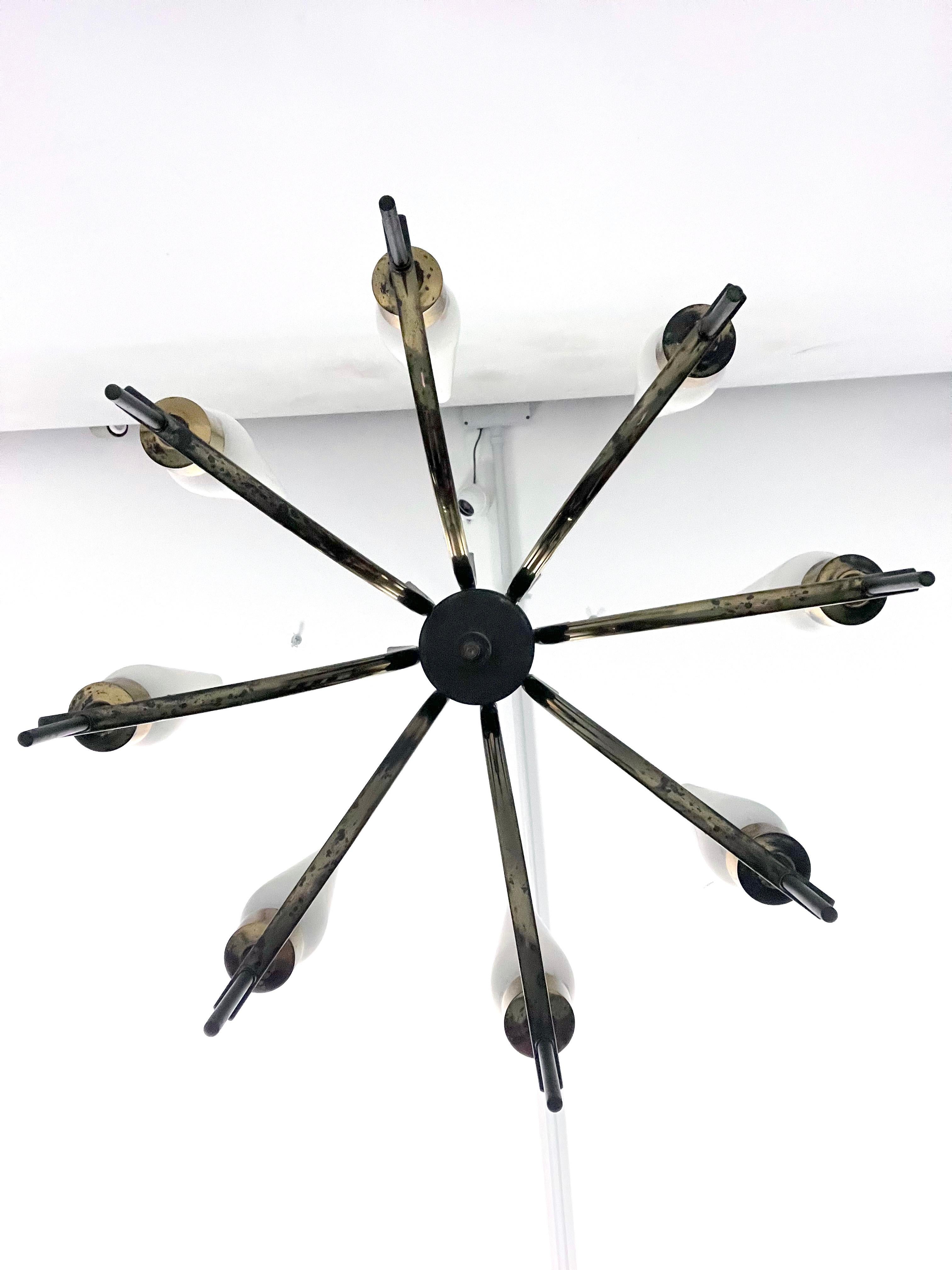 Mid-Century 8 lights brass and opaline glass chandelier. Italy 1950s For Sale 5
