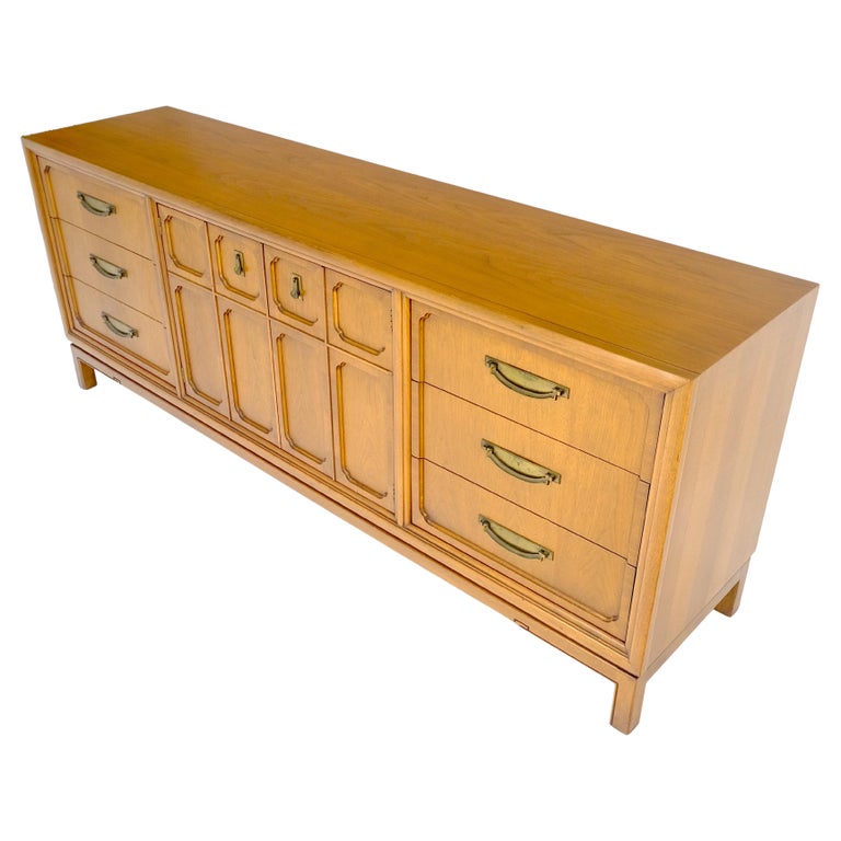 Mid Century 80 Long 9 Drawers Dresser Credenza Two Drawer Compartment MINT  For Sale at 1stDibs