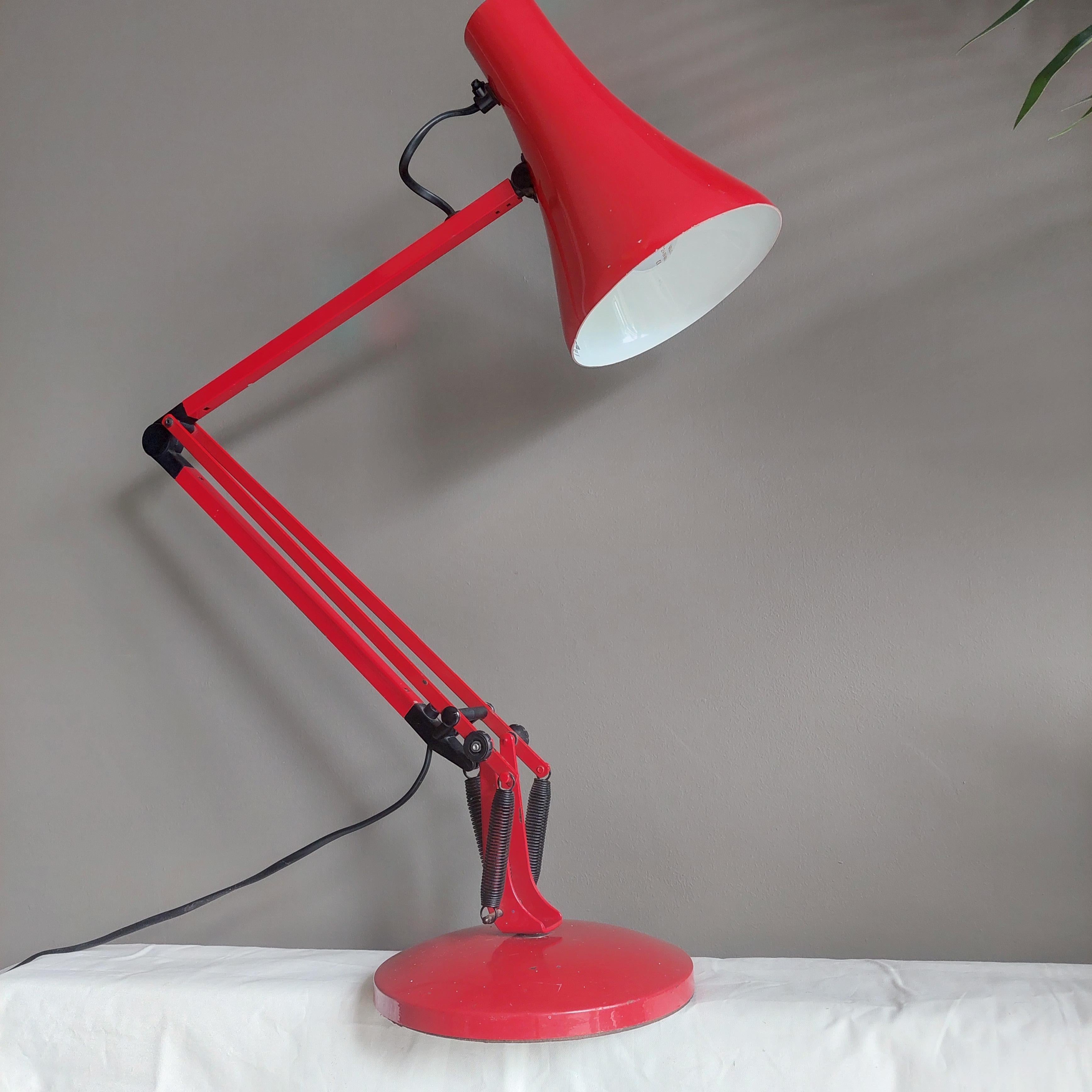 Mid Century 80s  Herbert Terry Model Apex 90 Anglepoise Desk Lamp in Red 1