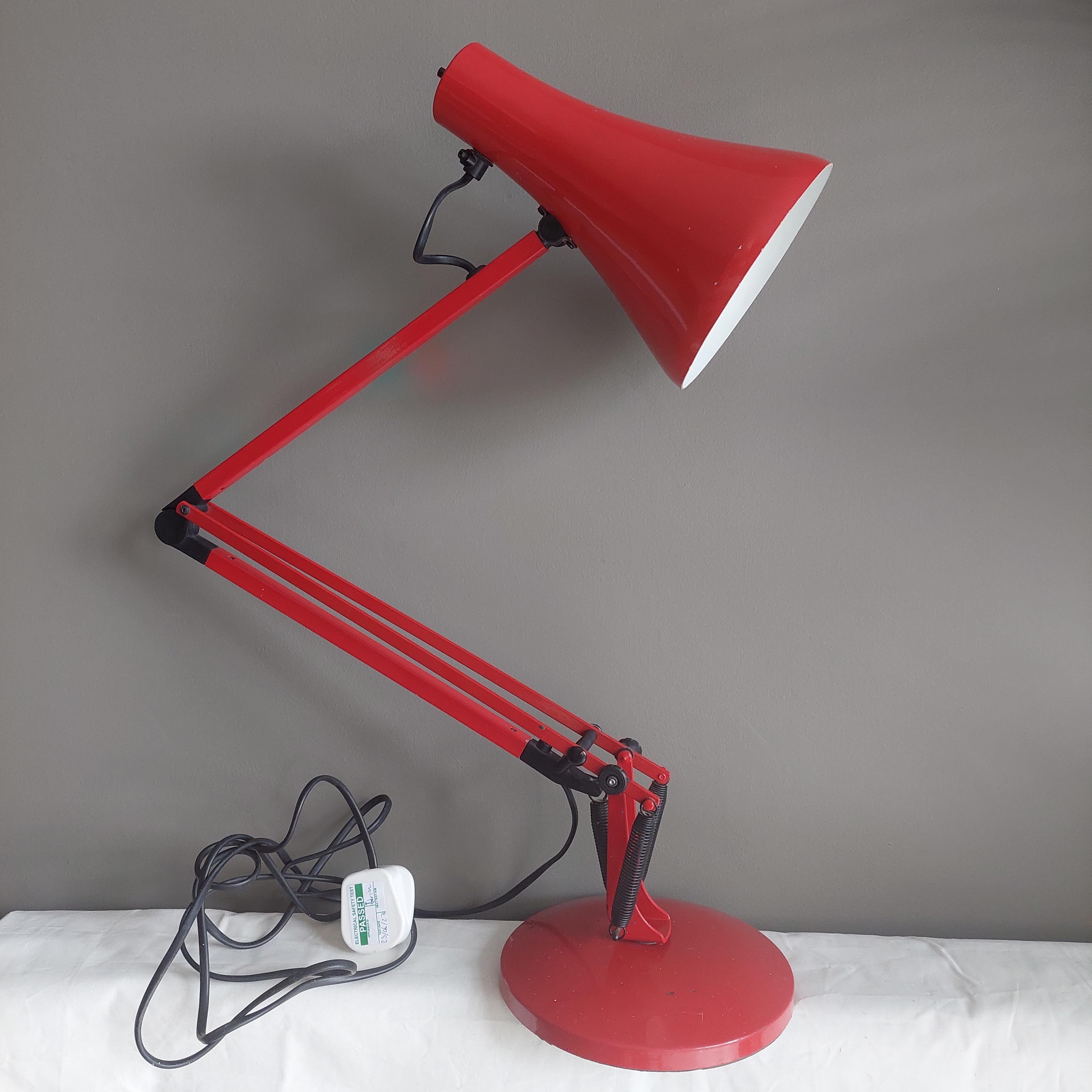 Mid Century 80s  Herbert Terry Model Apex 90 Anglepoise Desk Lamp in Red 2
