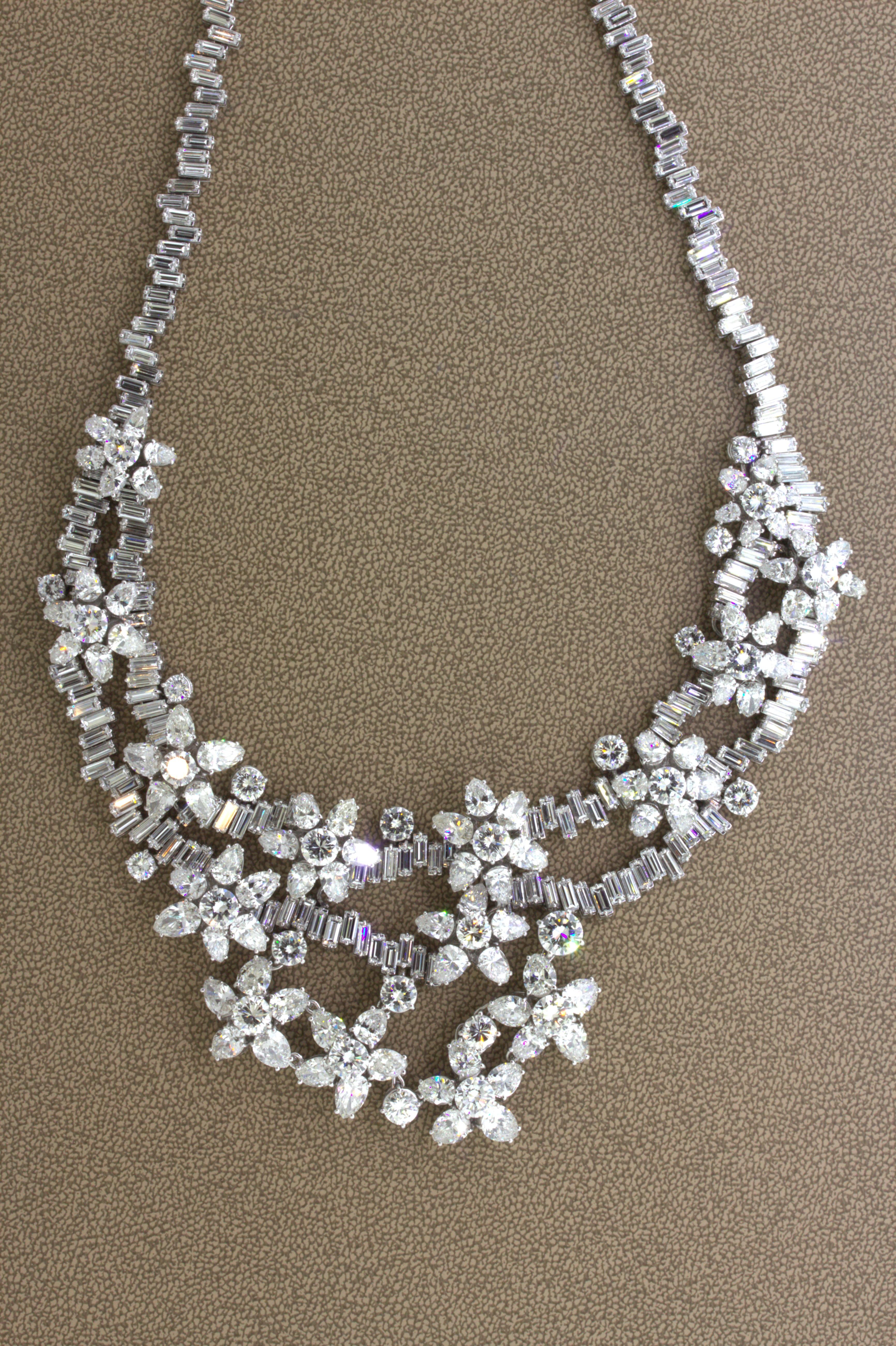 Mid-Century 84 Carat Diamond Cluster Platinum Bib Necklace For Sale 1