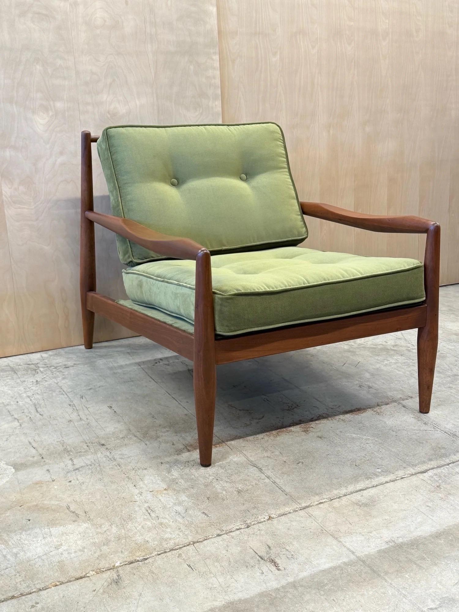 Sillón de mediados de siglo 843-C de Adrian Pearsall para Craft Associates en Bueno estado para la venta en Raleigh, NC