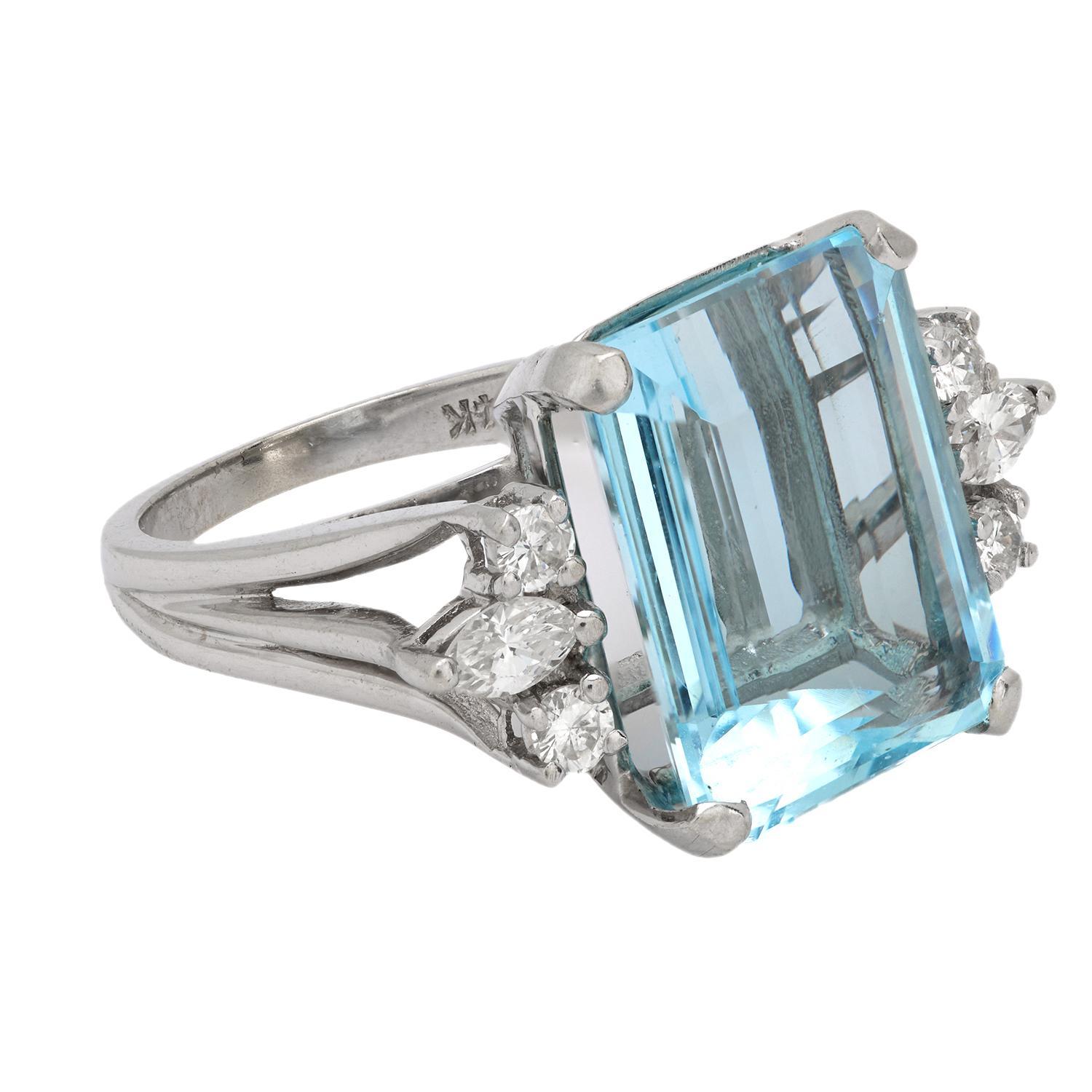 Mid-Century 8,80 Karat Aquamarin-Diamant-Cocktailring aus 14k Weißgold (Moderne) im Angebot
