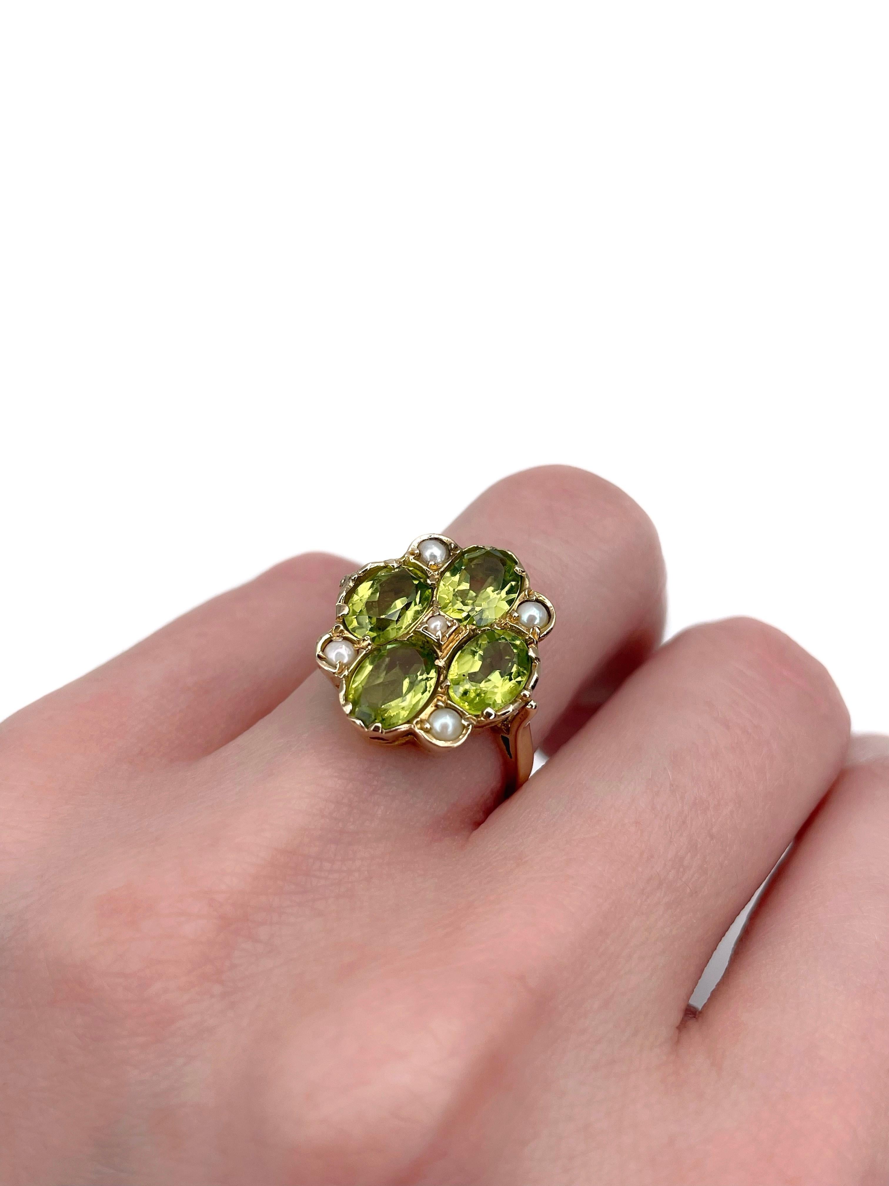 This is a Mid Century cocktail ring crafted in 9K yellow gold. Circa 1950. 

The piece features:
- 4 peridots (oval cut)
- 5 seed pearls

Weight: 4.58g
Size: 15.75 (US 5)

IMPORTANT: please ask about the possibility to resize before purchase. This