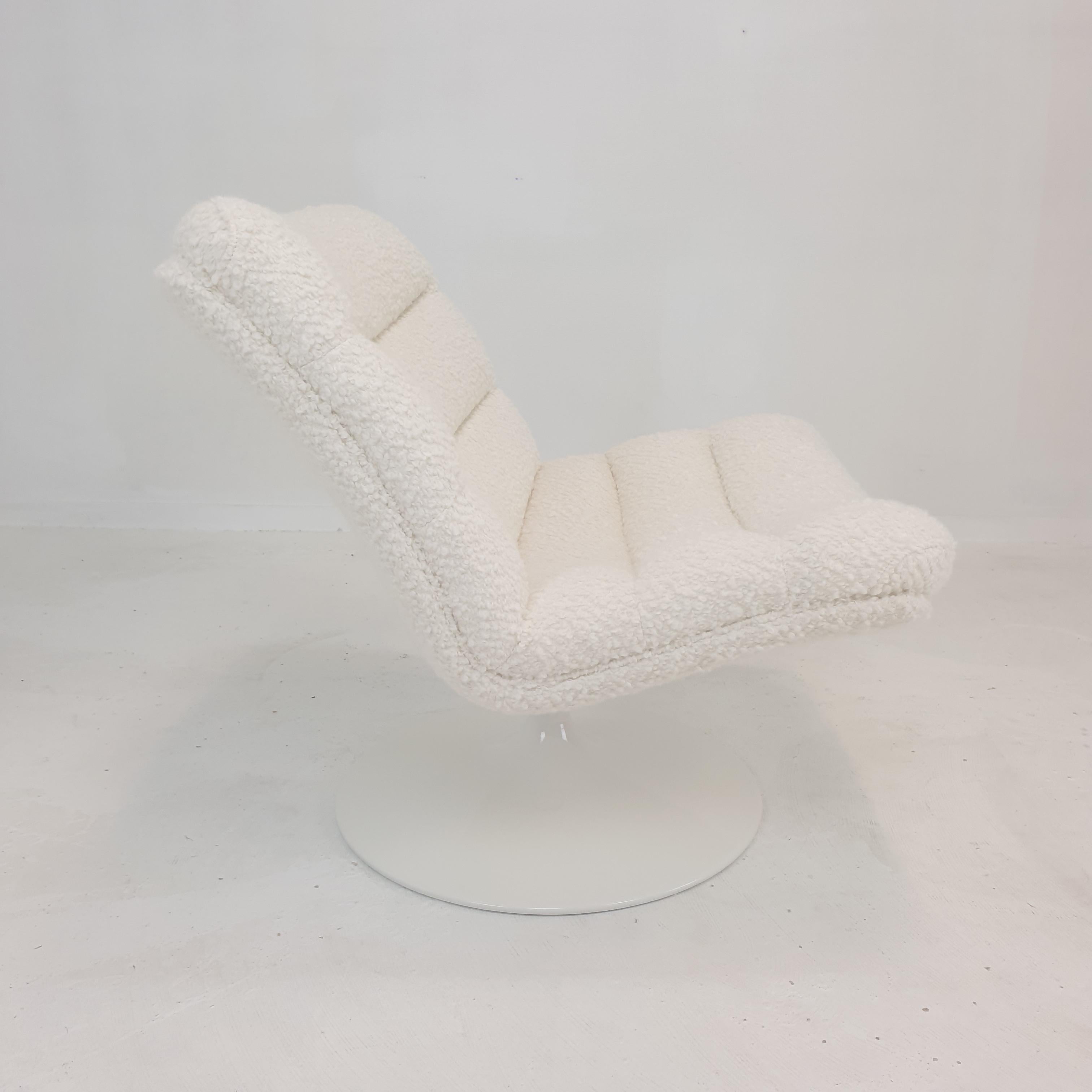 Mid Century 975 Lounge Chair by Geoffrey Harcourt for Artifort, 1960's In Excellent Condition For Sale In Oud Beijerland, NL