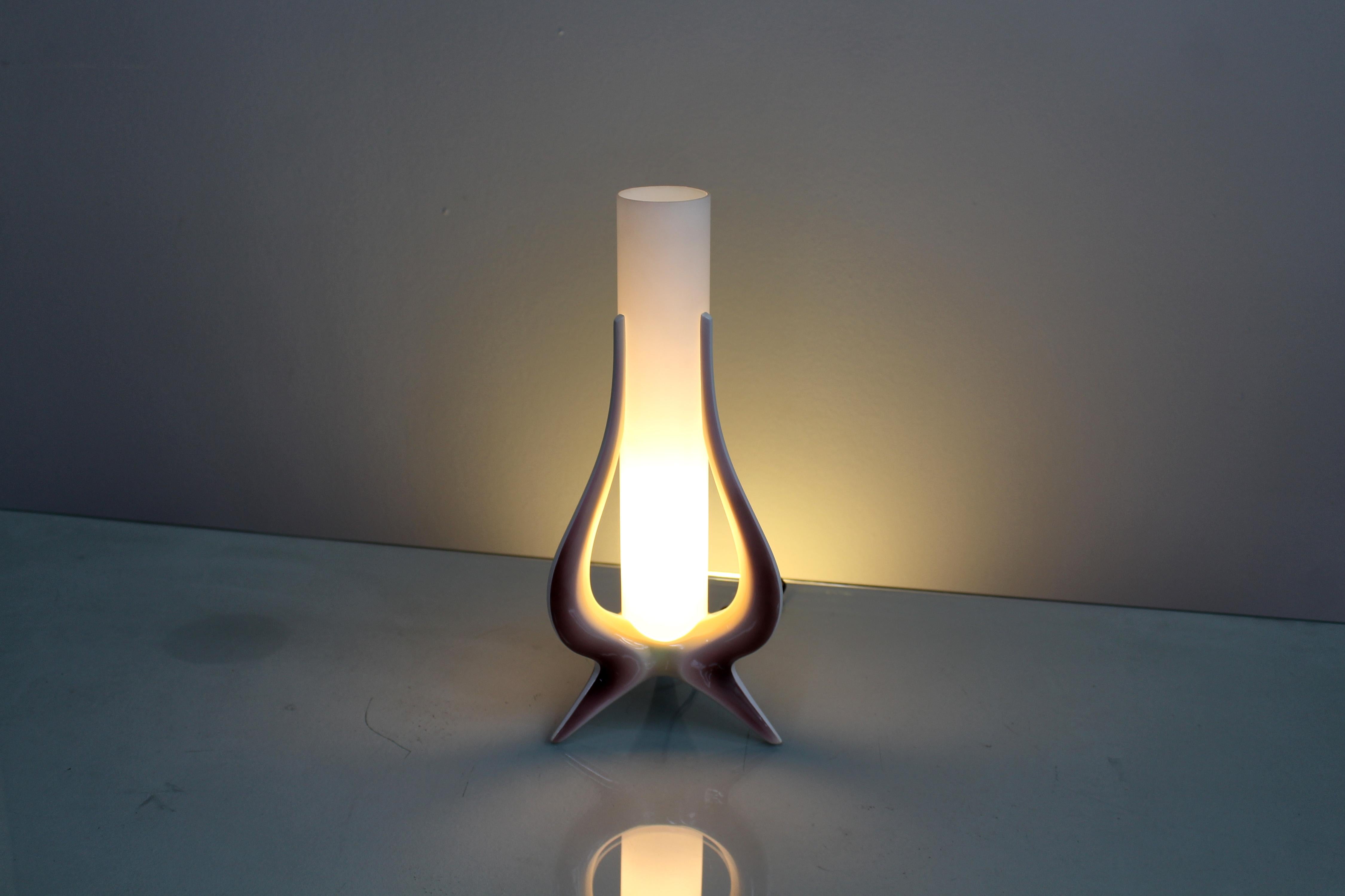 Mid-Century A. Campi (attr.) Glazed Ceramic and Glass Table Lamp Italy, 50s For Sale 4