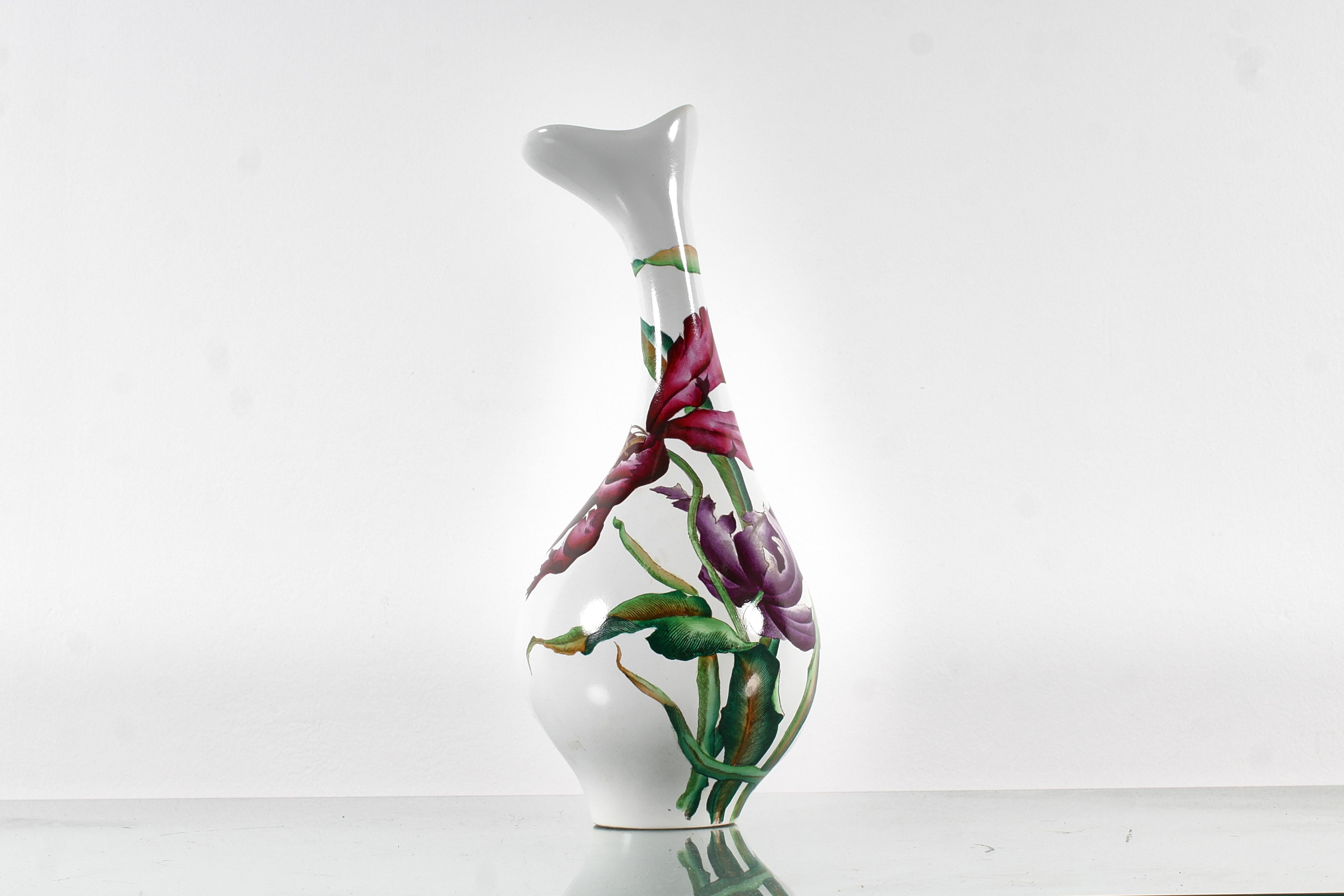 Hübsche handglasierte Keramikvase, Modell 