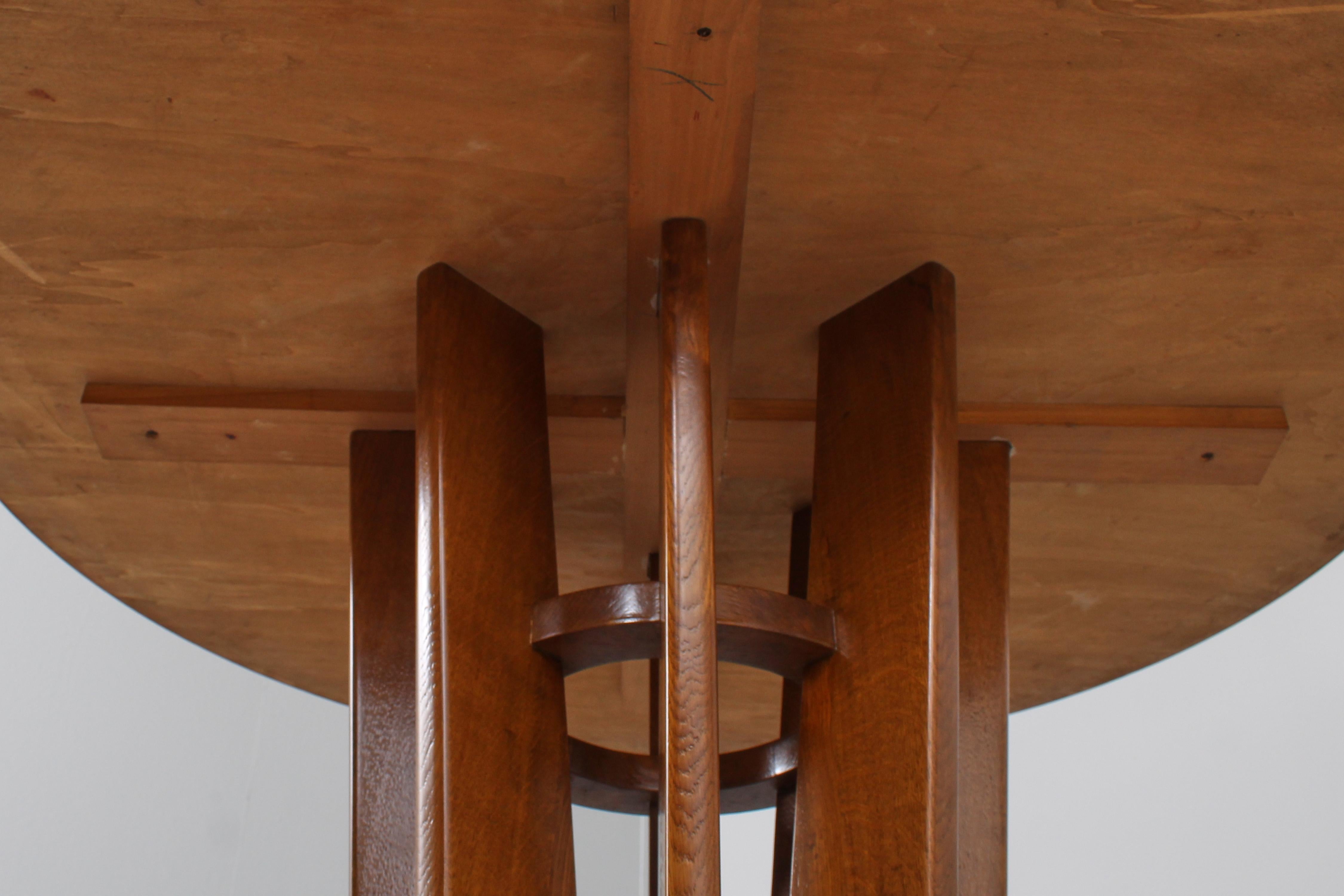 Mid-Century A. Mangiarotti Stil Holz Runde Esstisch 70er Jahre Italien im Angebot 2