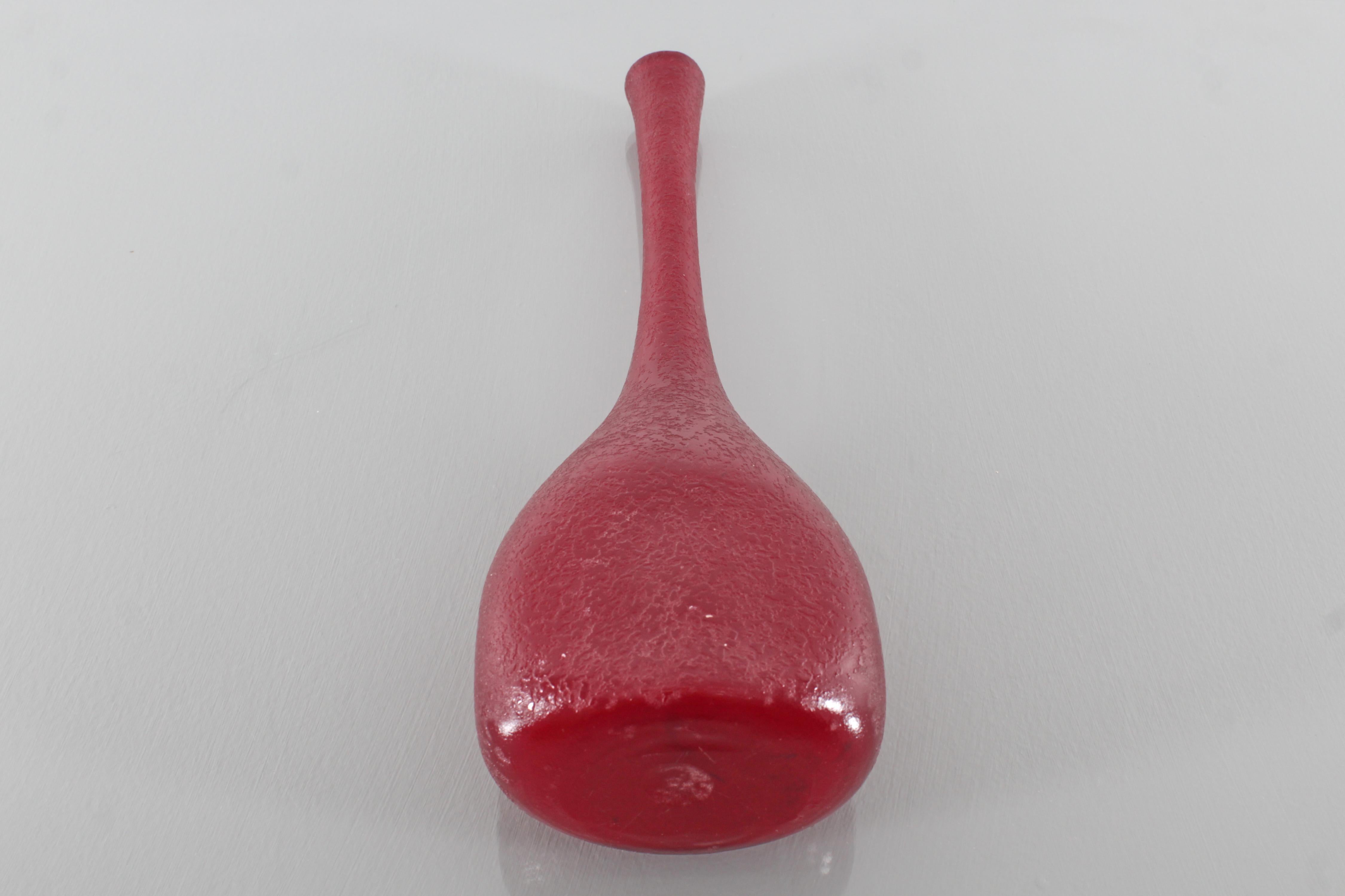 Vaso a fiore singolo in vetro di Murano rosso di metà secolo A. Seguso (attr.) 60s Italy in vendita 10