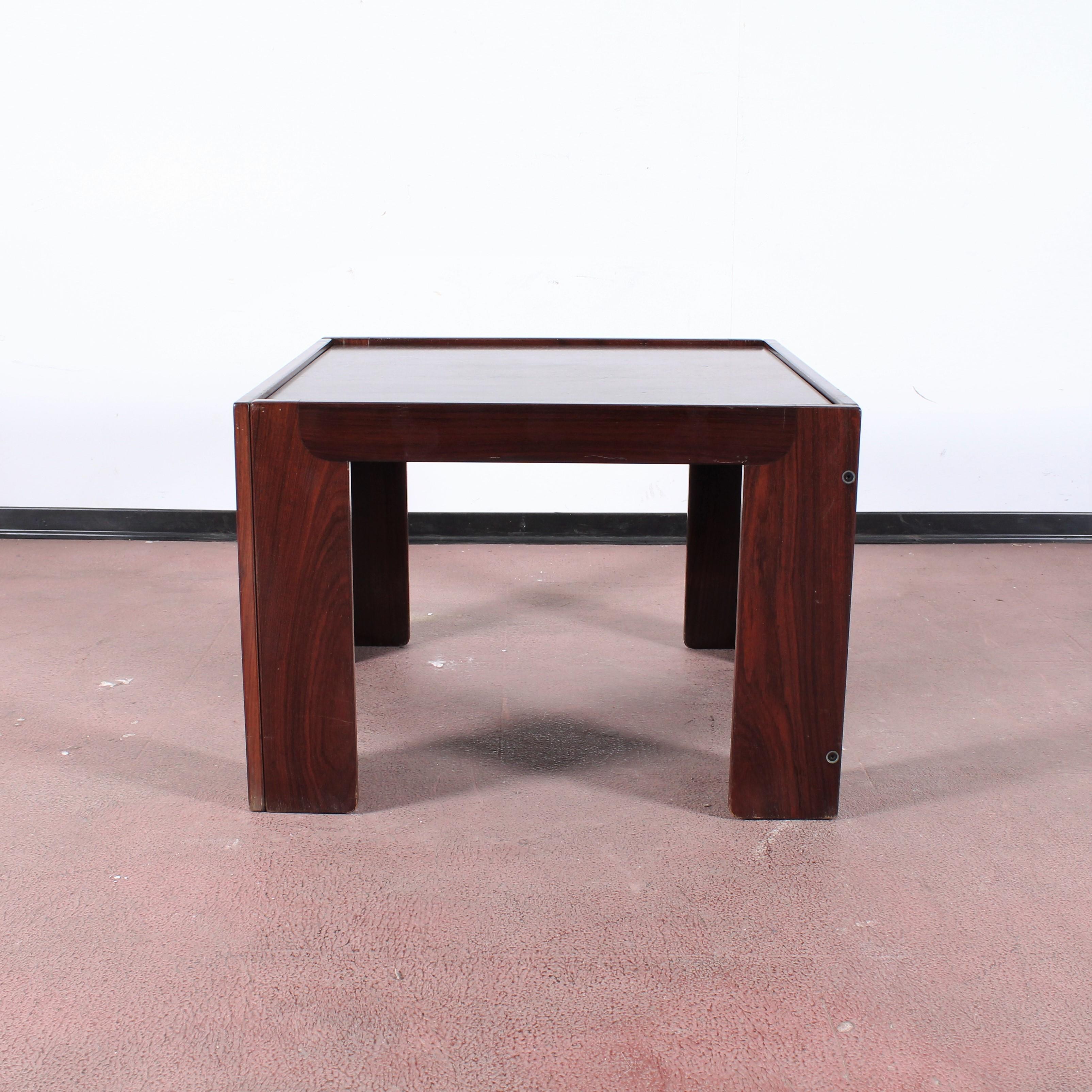 Mid-Century A. & T. Scarpa for Cassina, Meda Wood Coffee Table mod 771 '65 Italy In Good Condition In Palermo, IT