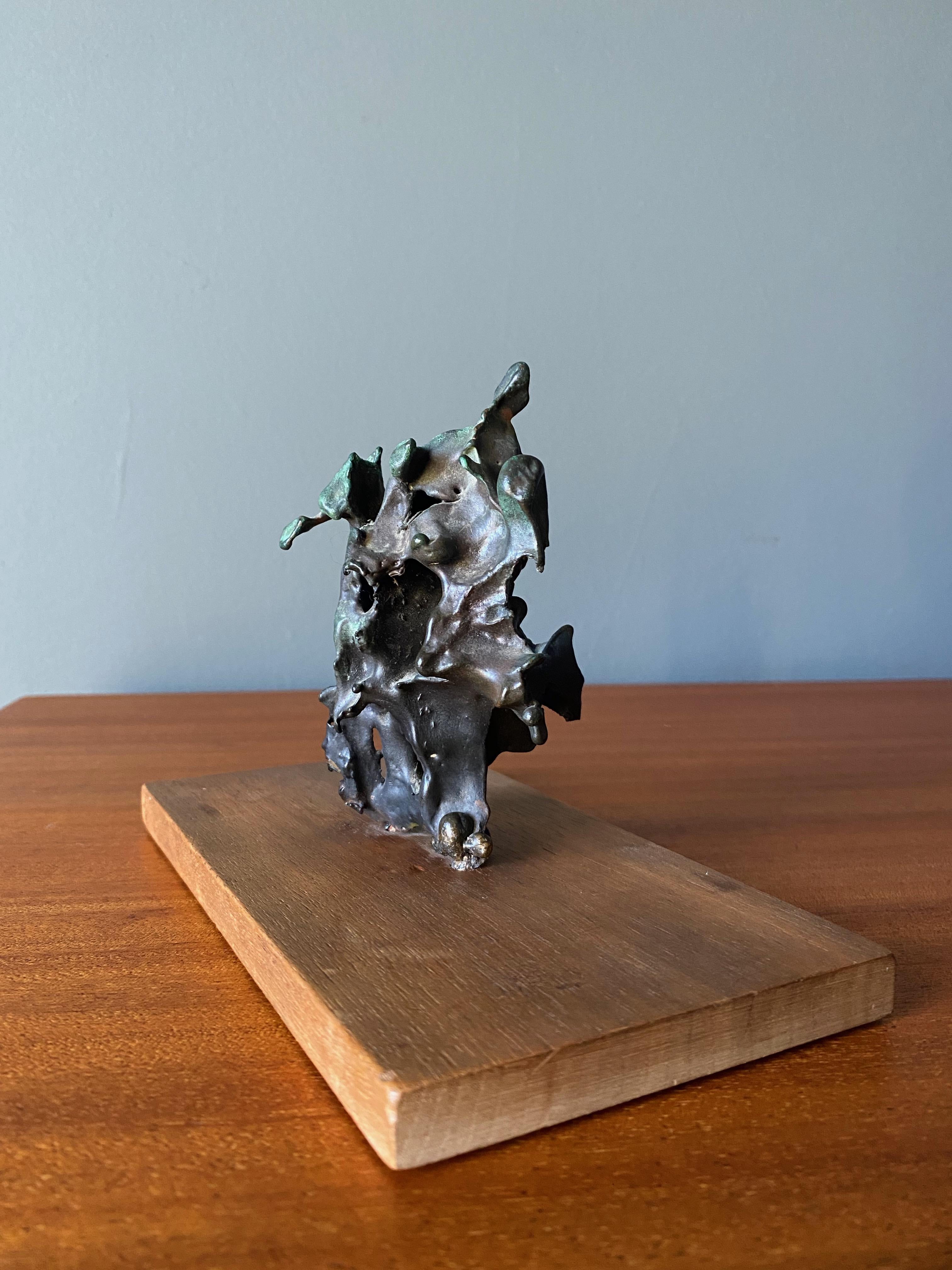 Mid Century Abstract Bronze Sculpture on Stand, circa 1965 In Good Condition In Costa Mesa, CA