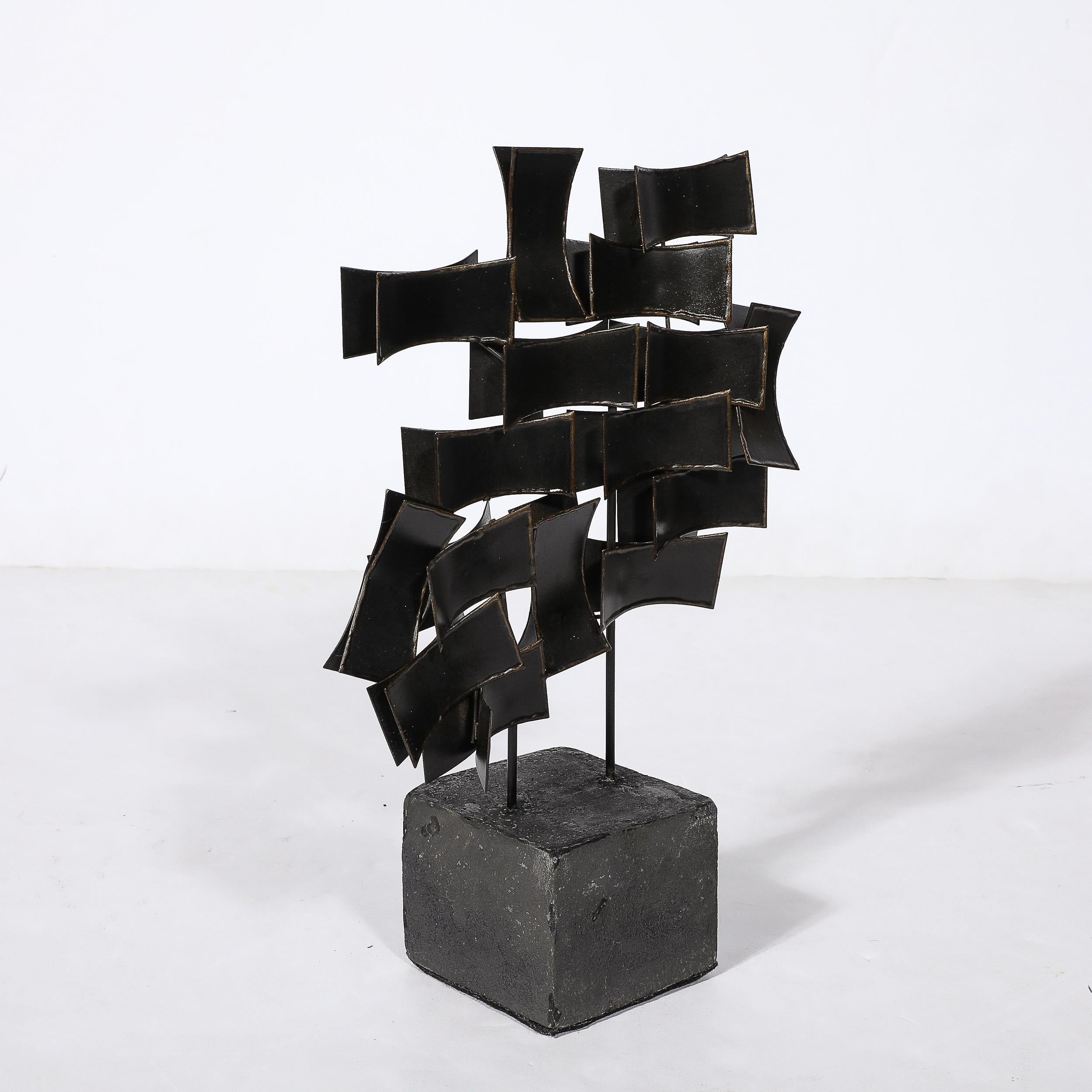 Sculpture abstraite brutaliste du milieu du siècle en bronze taillé, à la manière de Curtis Jeré 1