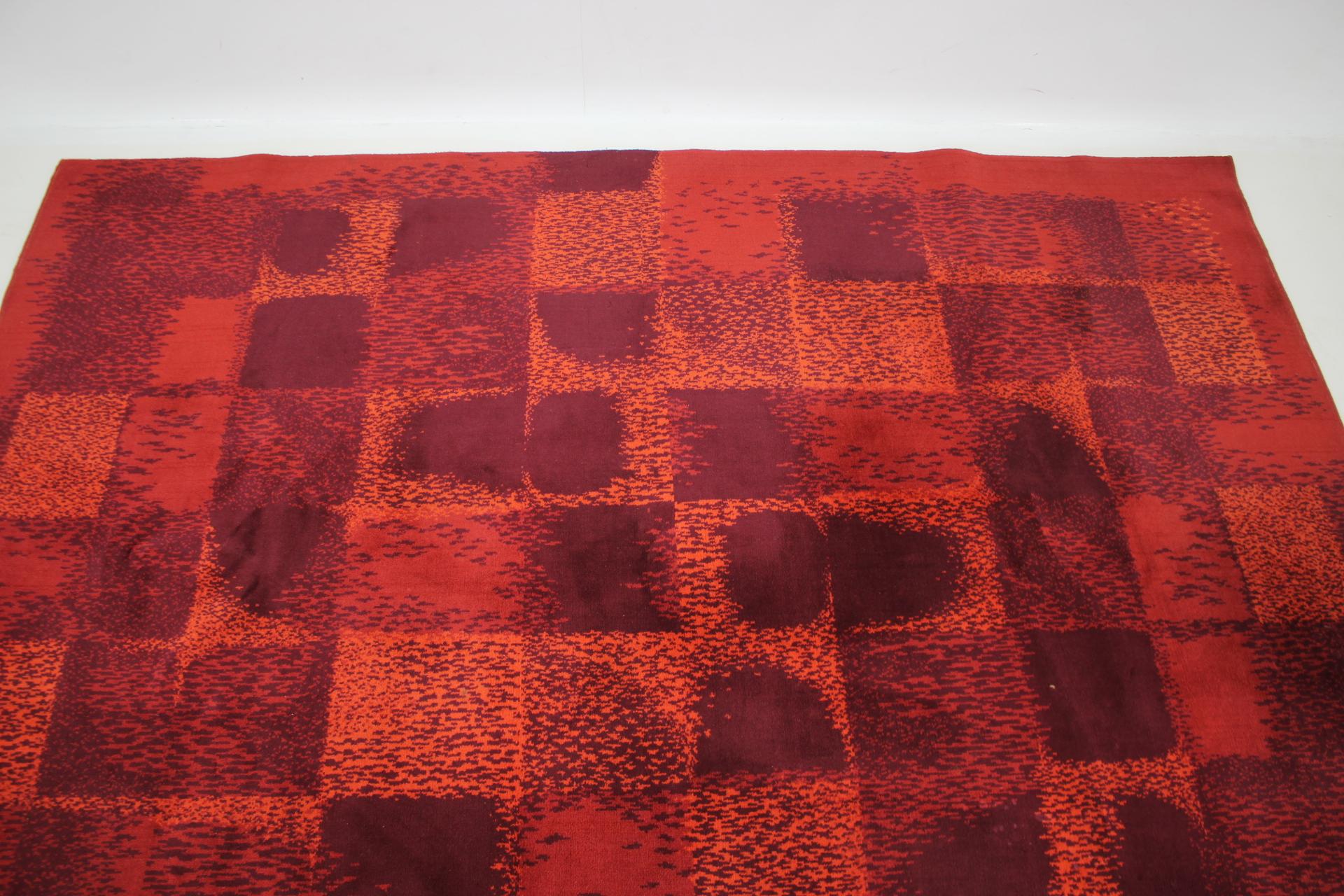 Mid-Century Modern Midcentury Abstract Design Geometric Rug / Carpet, 1970s / Czechoslovakia For Sale