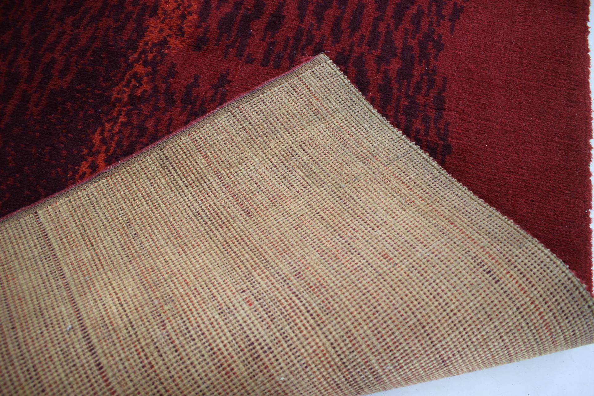 Midcentury Abstract Design Geometric Rug / Carpet, 1970s / Czechoslovakia For Sale 1