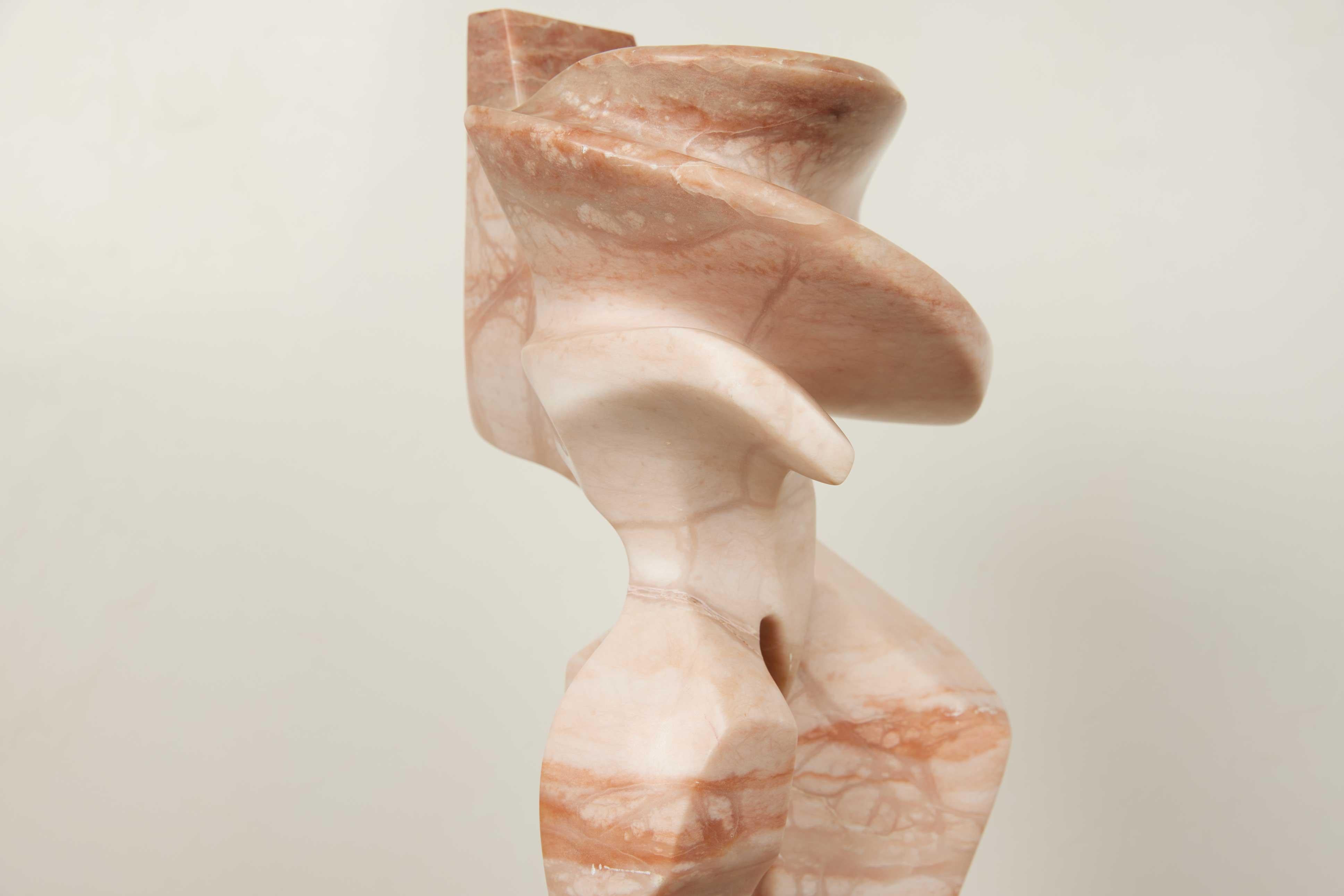 XX secolo Scultura astratta di nudo in marmo di Robert Bery, metà del secolo scorso.  1953 in vendita