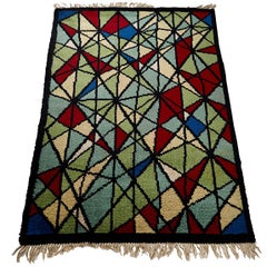 Tappeto in lana astratto di metà secolo - Disegno geometrico intrecciato a mano rosso, verde e blu