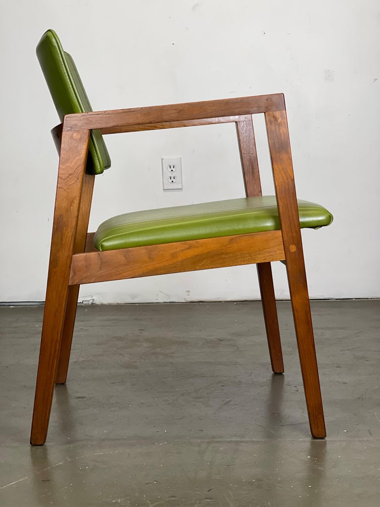 Mid Century Accent Side Chair by Jens Risom for Marble Furniture In Good Condition For Sale In Framingham, MA
