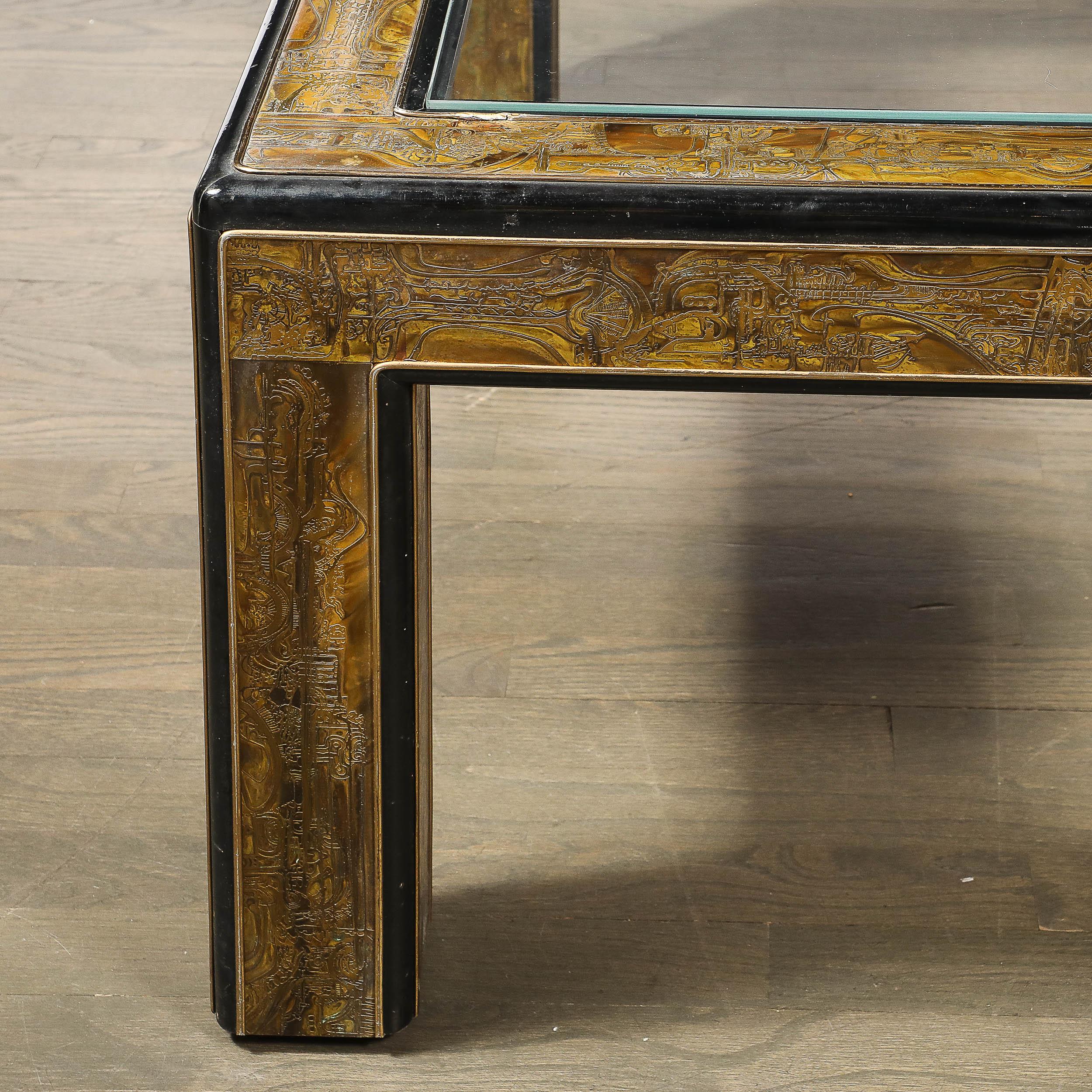 Table à cocktail du milieu du siècle en laiton, laque et verre gravé à l'acide par Mastercraft en vente 7