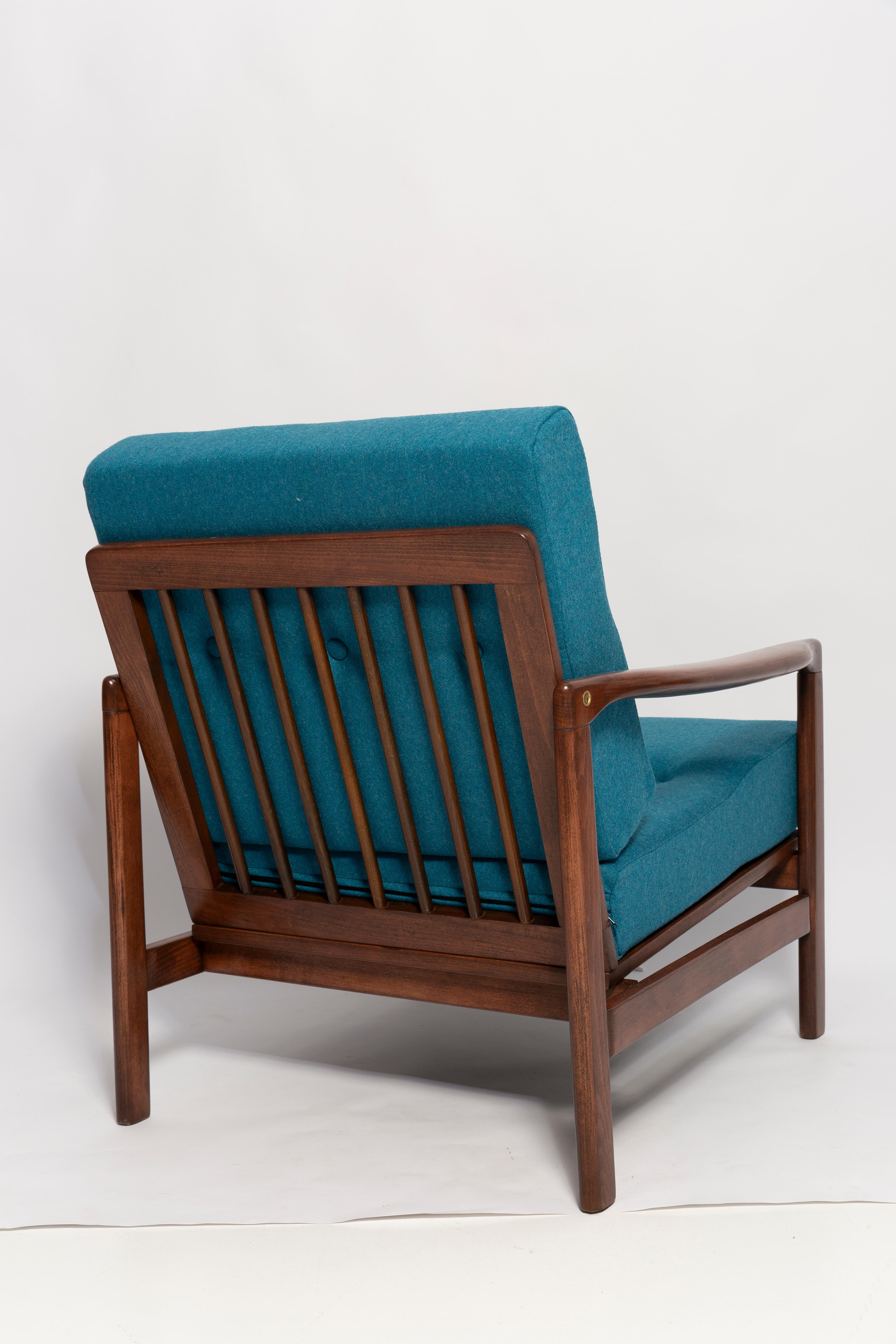 Mid Century Acqua Blue Wool Armchair, Zenon Baczyk, Poland, 1960s In Excellent Condition For Sale In 05-080 Hornowek, PL