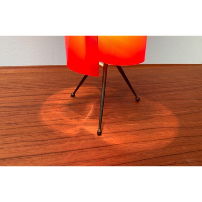 Mid-Century Acryl Tripod Table Lamp, 1960s For Sale 1