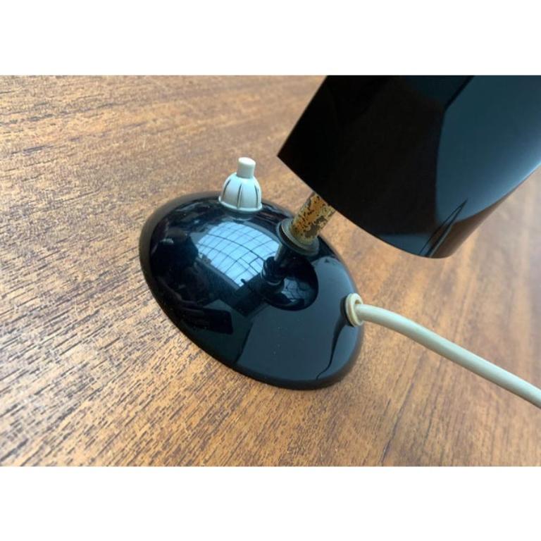 Lampe de table en verre acrylique du milieu du siècle, années 1960 en vente 4