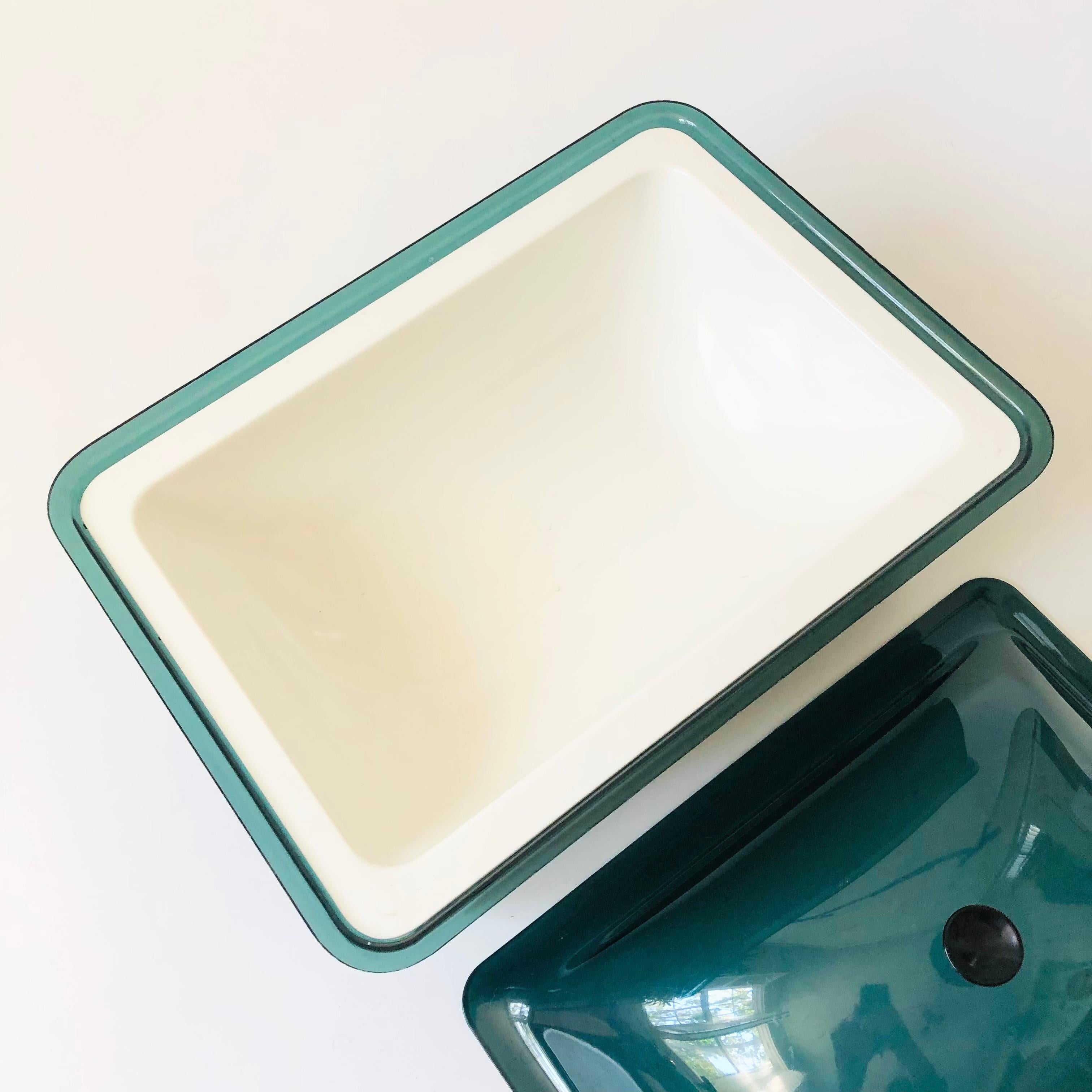 Mid Century Acrylic Lidded Serving Dish For Sale 2