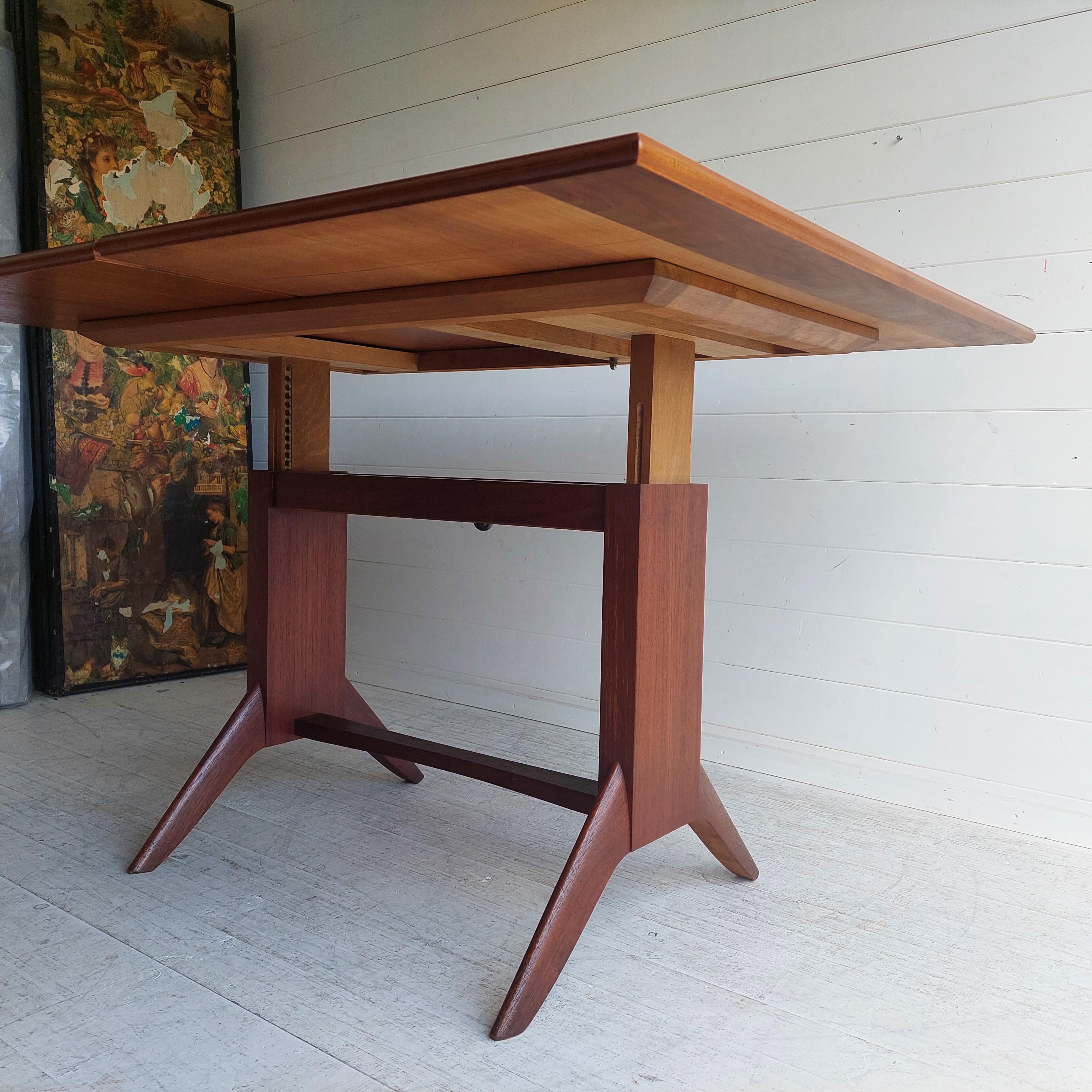 Mid Century adjust. & extend. teak coffee / dining table by Wilhelm Renz, 1950s For Sale 7