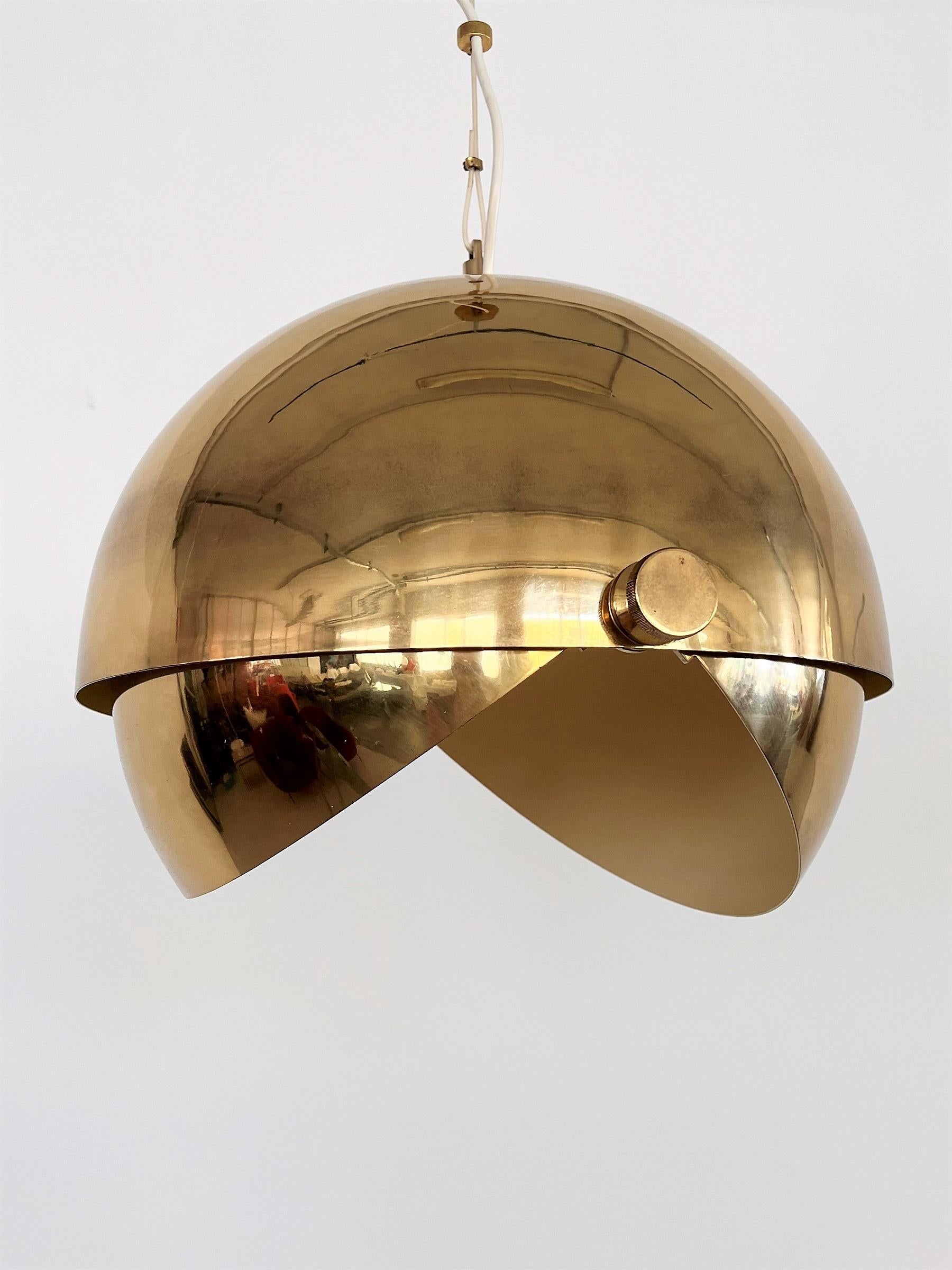 Mid-Century Adjustable Brass Chandelier by Vereinigte Werkstätten, 1970s 7