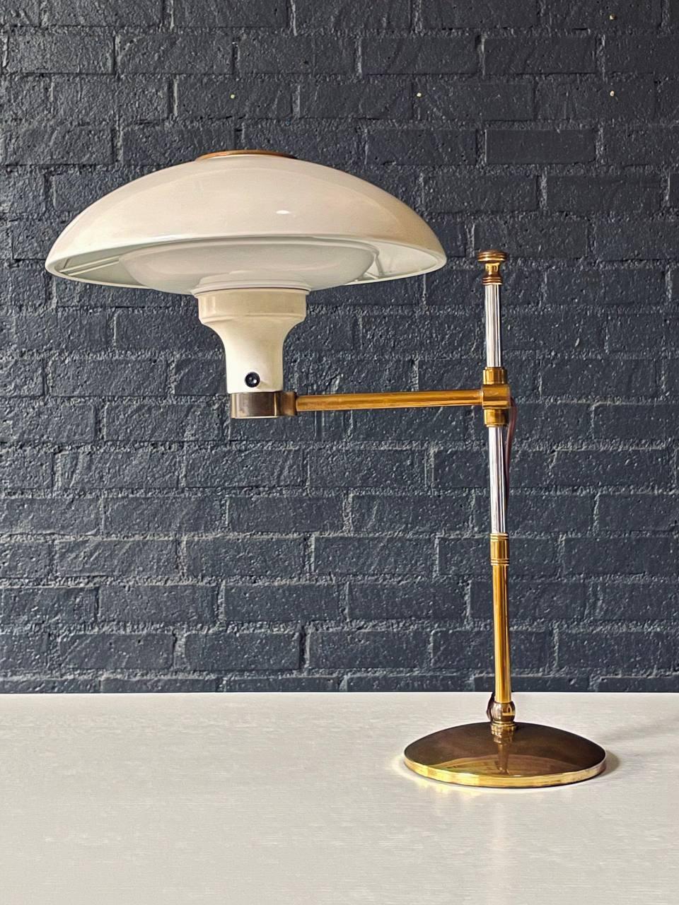 Américain Mid-Century Adjustable Brass Saucer Style Desk Lamp by Dazor en vente