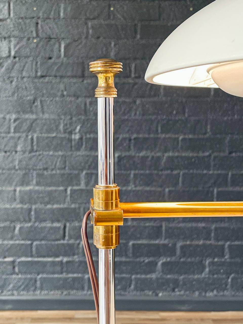 Mid-Century Adjustable Brass Saucer Style Desk Lamp by Dazor en vente 2
