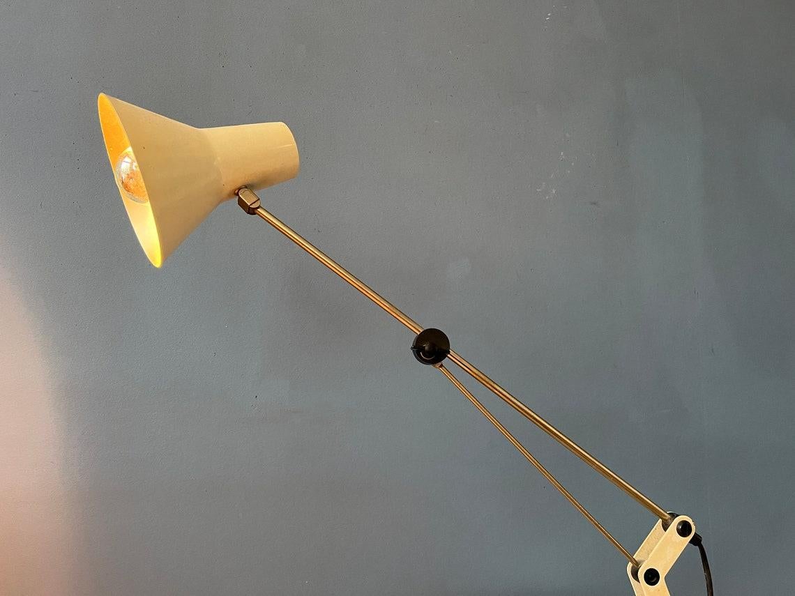 Mid Century Adjustable Clamp Desk Lamp, 1970s In Excellent Condition For Sale In ROTTERDAM, ZH