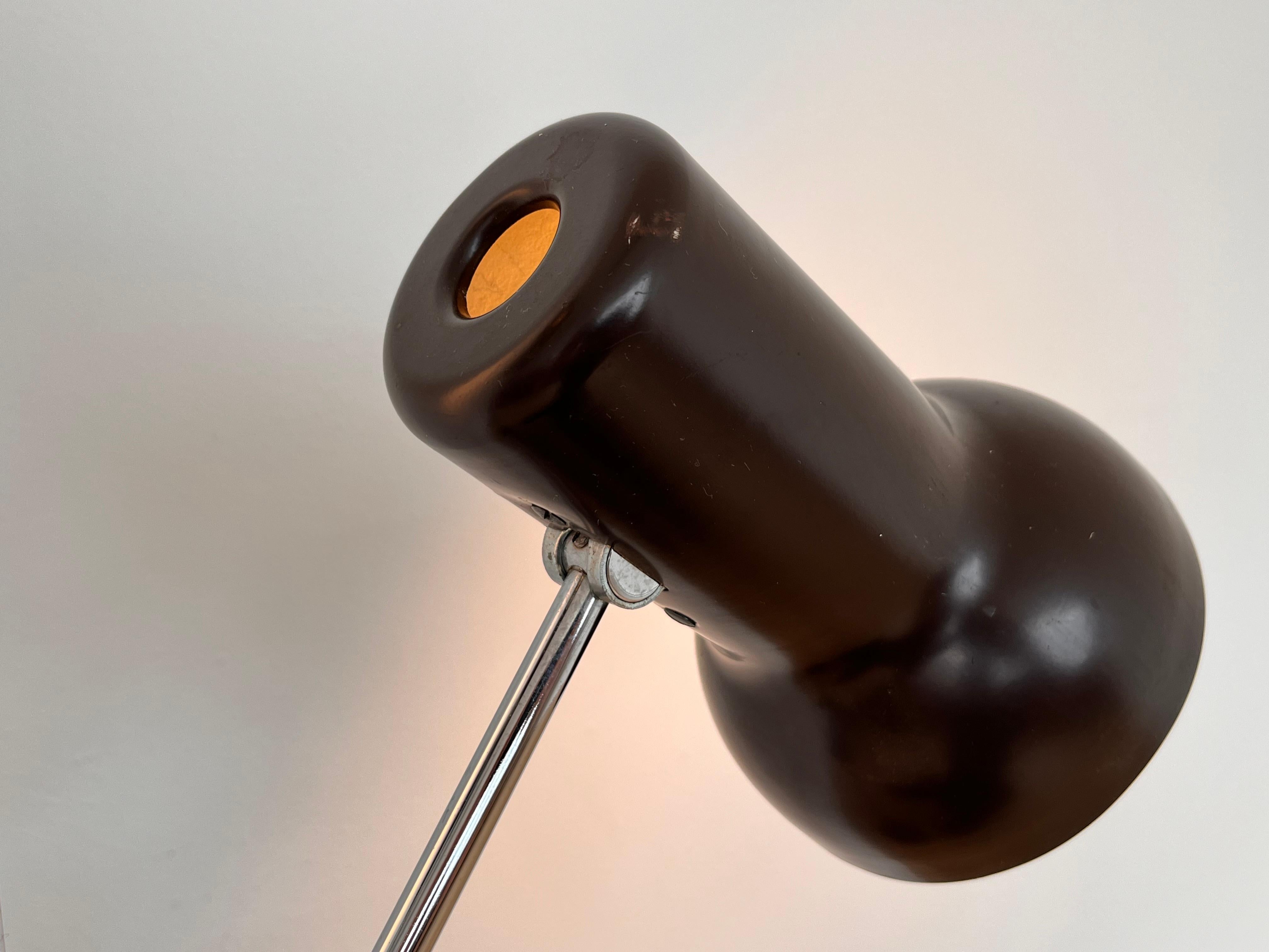 Lampada da terra regolabile di design del metà secolo di Napako, anni '70 In condizioni buone in vendita a Praha, CZ