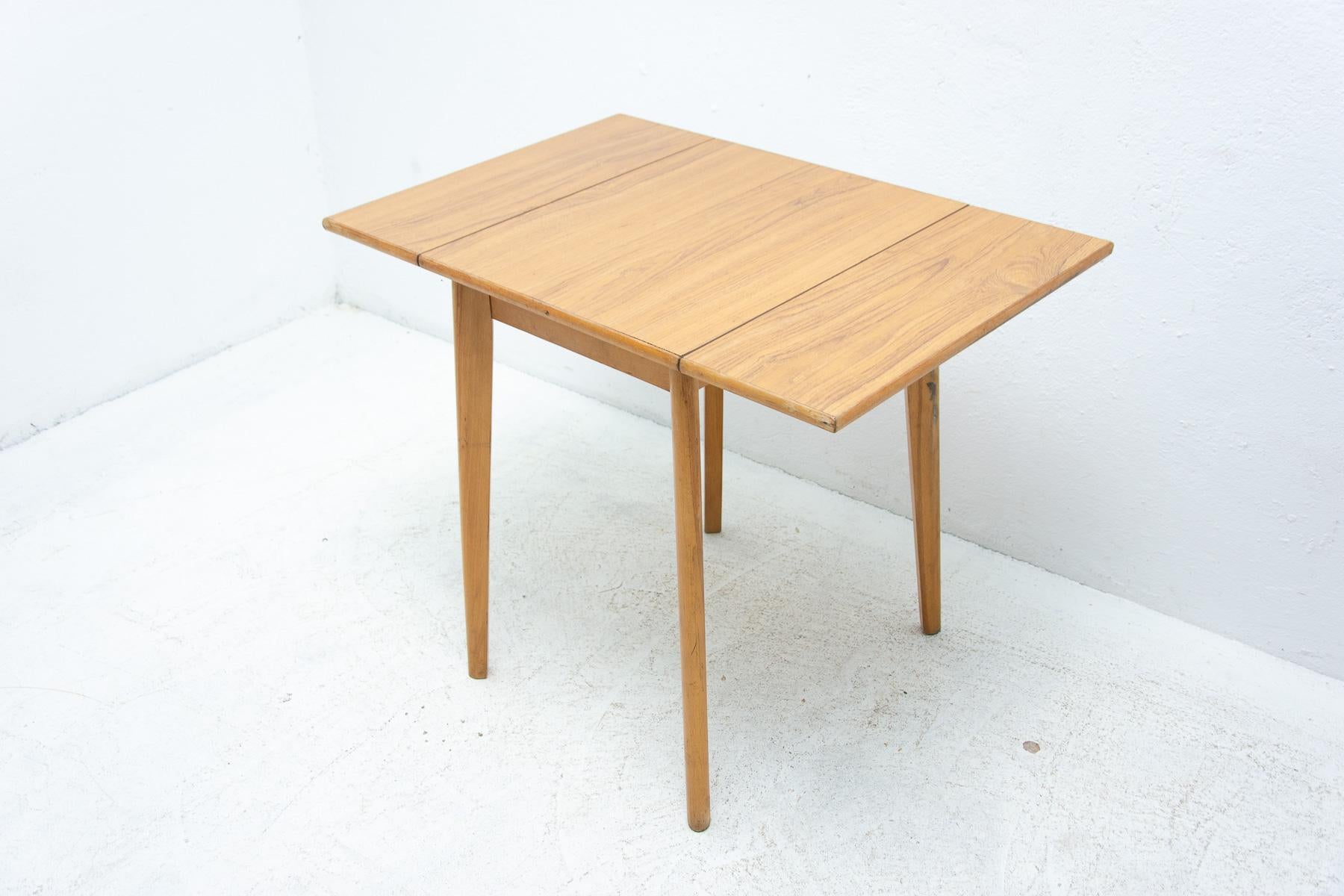 Mid Century Adjustable Dining Table, 1970´s, Czechoslovakia For Sale 5