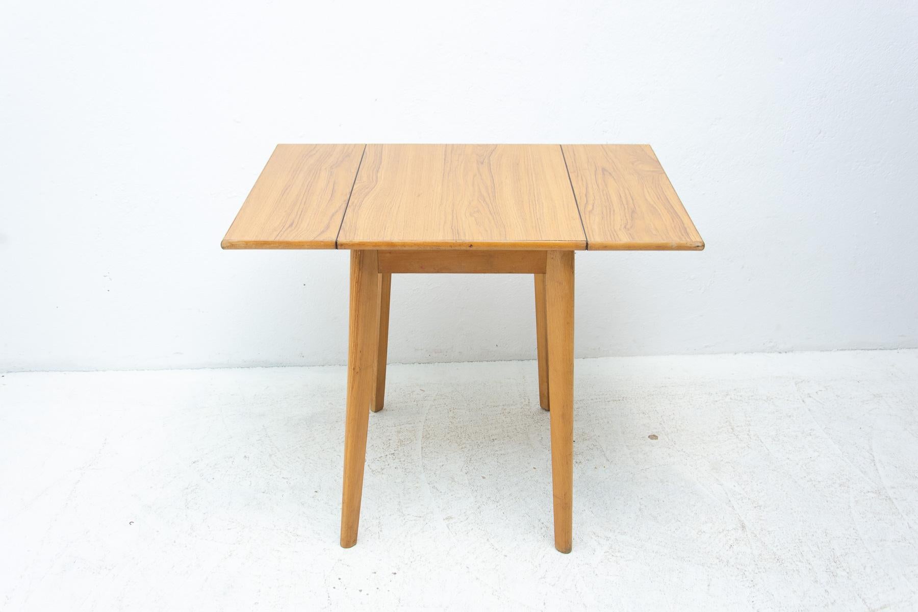 Mid Century Adjustable Dining Table, 1970´s, Czechoslovakia For Sale 3