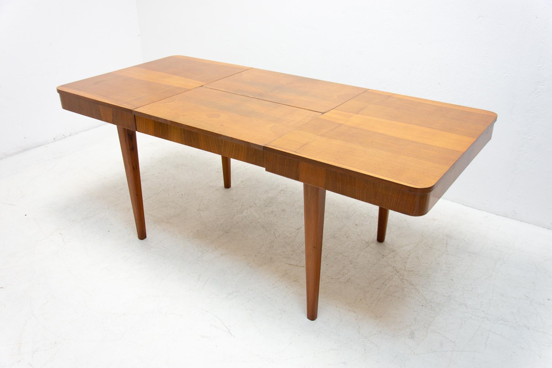 Art Deco Mid century Adjustable Dining Table by Jindřich Halabala, 1950s