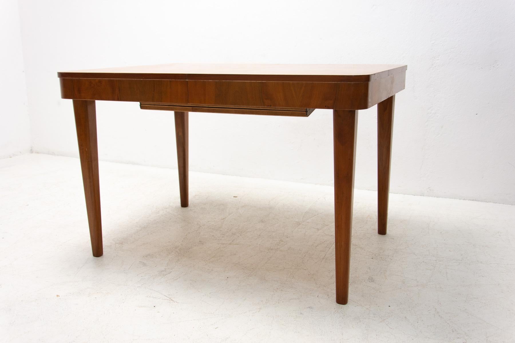 Art Deco Mid Century Adjustable Dining Table by Jindřich Halabala, 1950s