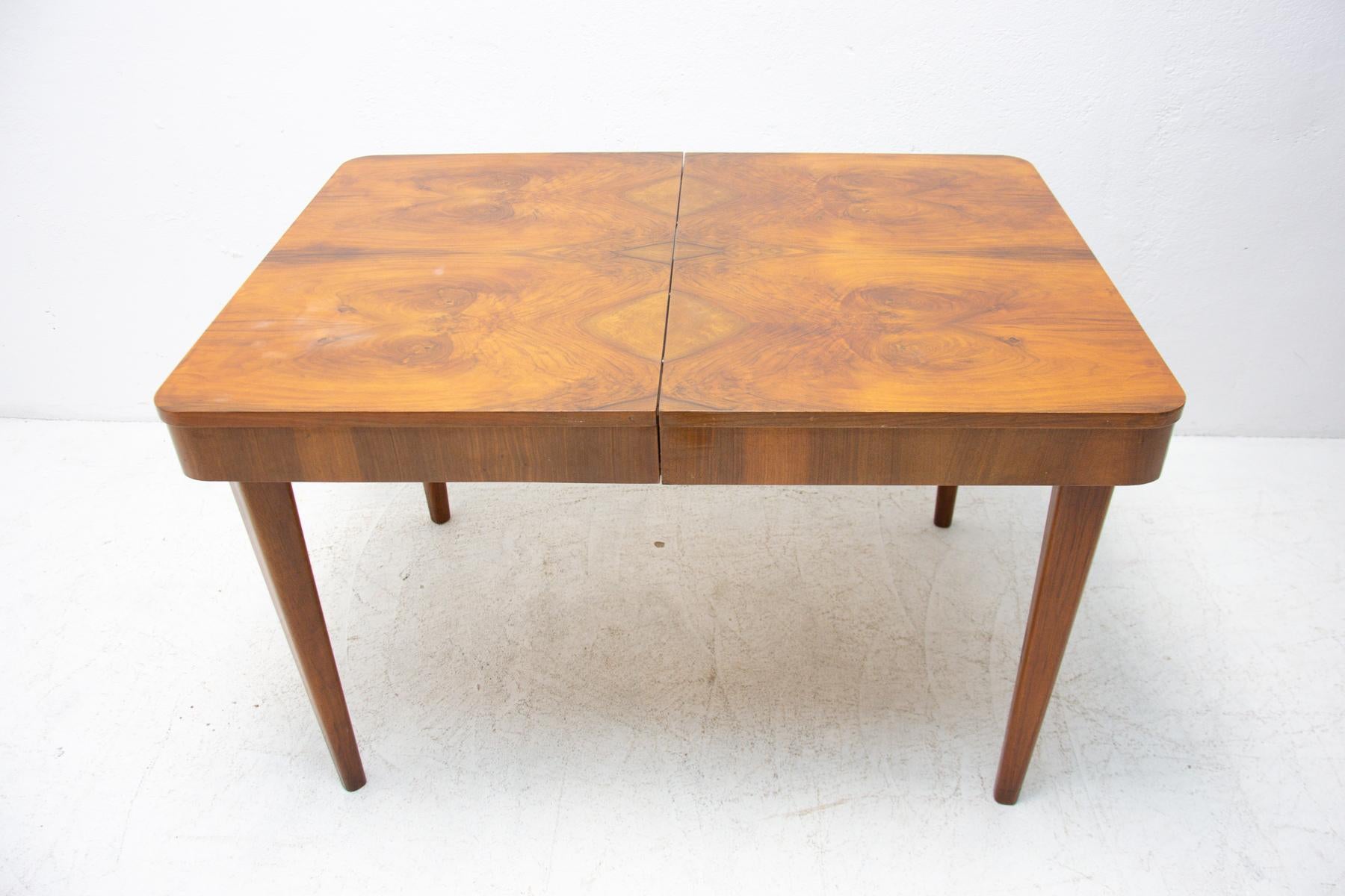 Czech Mid Century Adjustable Dining Table by Jindrich Halabala, 1950s
