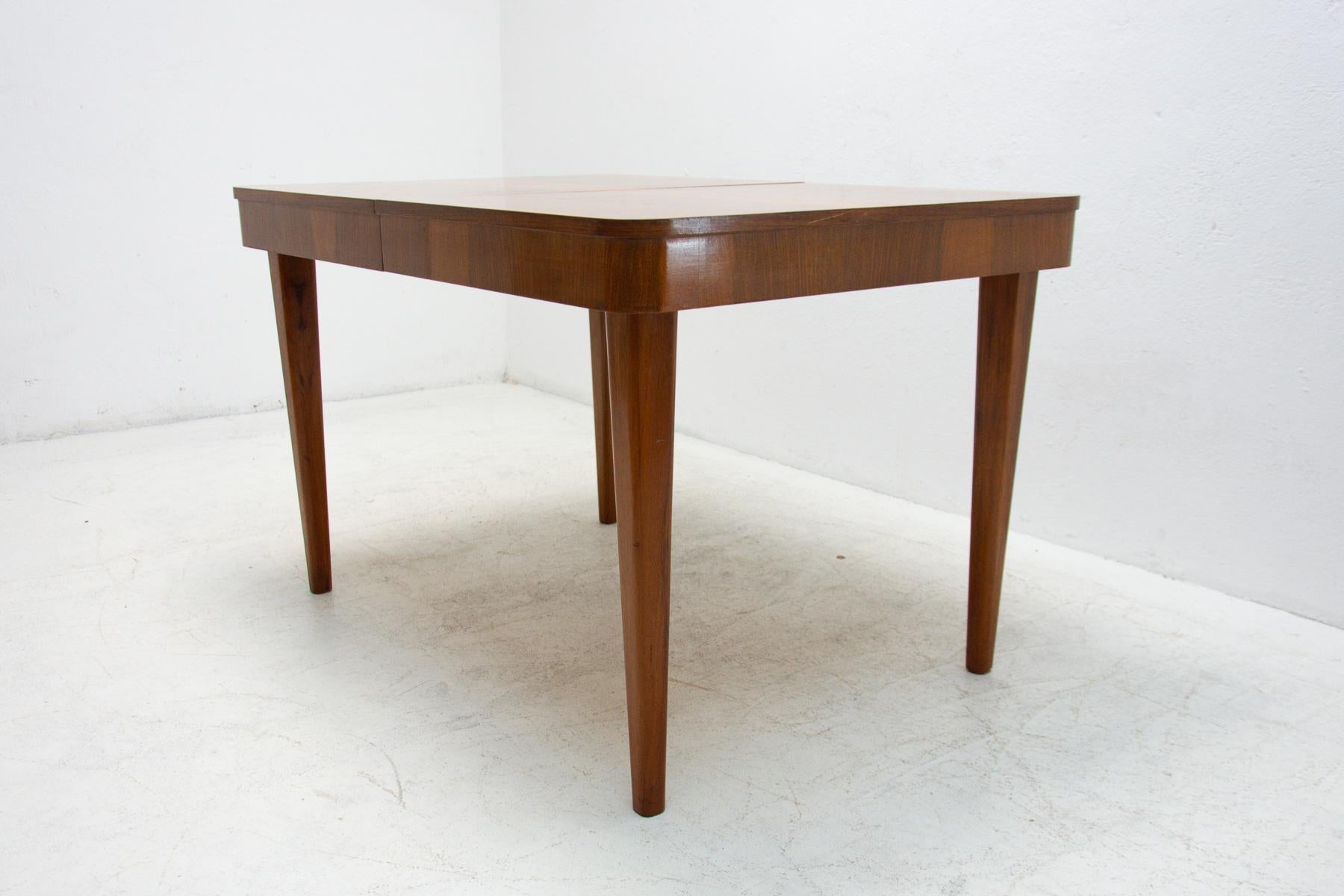 Wood Mid century Adjustable Dining Table by Jindřich Halabala, 1950s