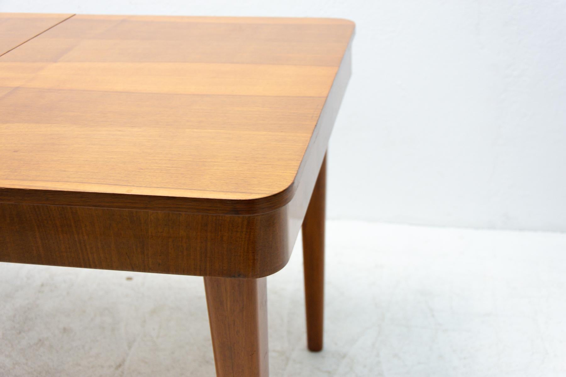 Mid century Adjustable Dining Table by Jindřich Halabala, 1950s 1