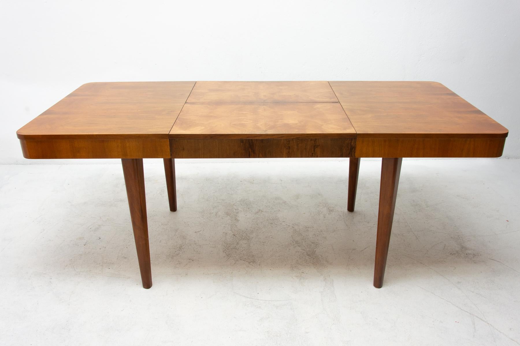 20th Century Midcentury Adjustable Dining Table by Jindřich Halabala for UP Závody Brno