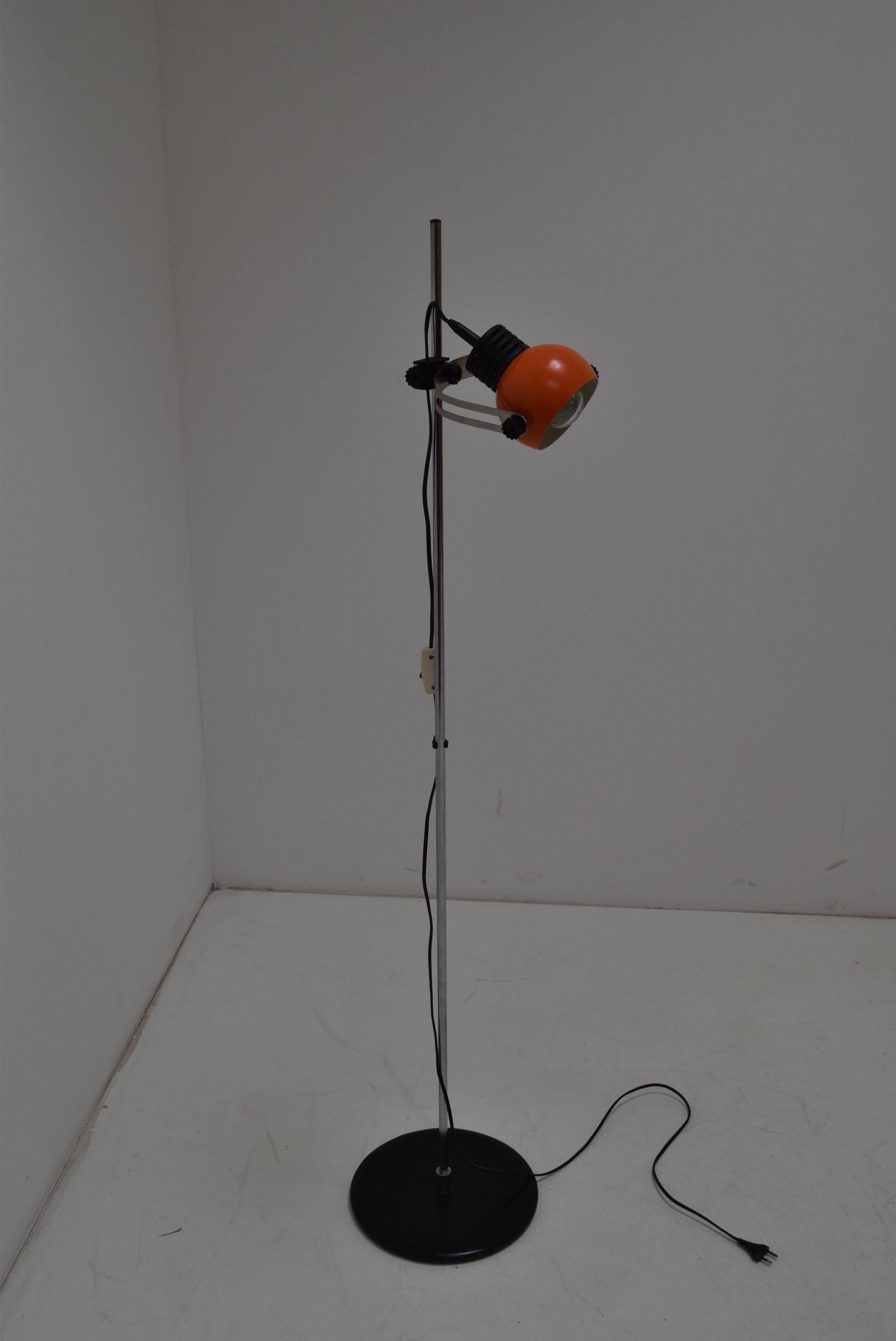 Mid-Century Modern Midcentury Adjustable Floor Lamp, 1970s For Sale