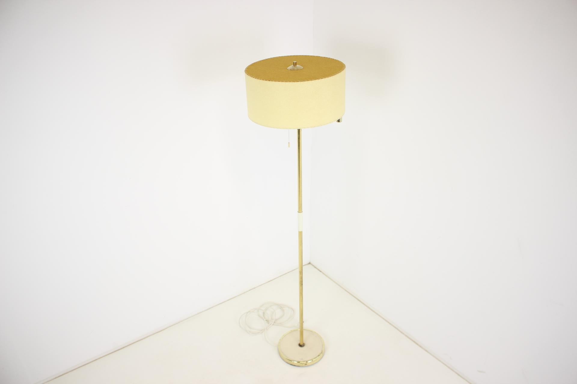 Mid-Century moderno Lampada da terra regolabile di metà secolo, anni '70 in vendita