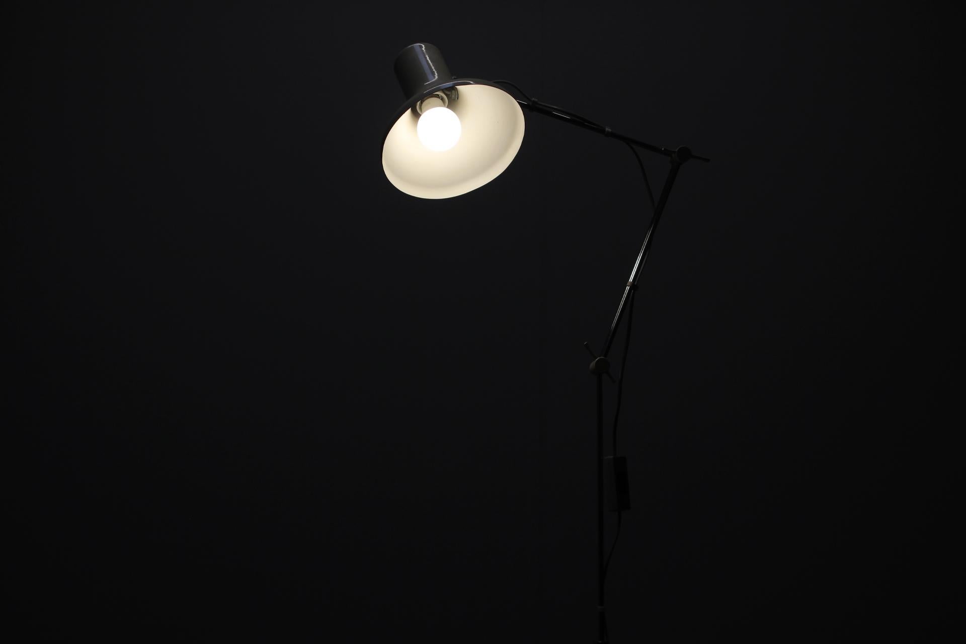 Lampada da terra regolabile di metà secolo, di J. Hurka per Napako, Cecoslovacchia, anni '60 in vendita 7