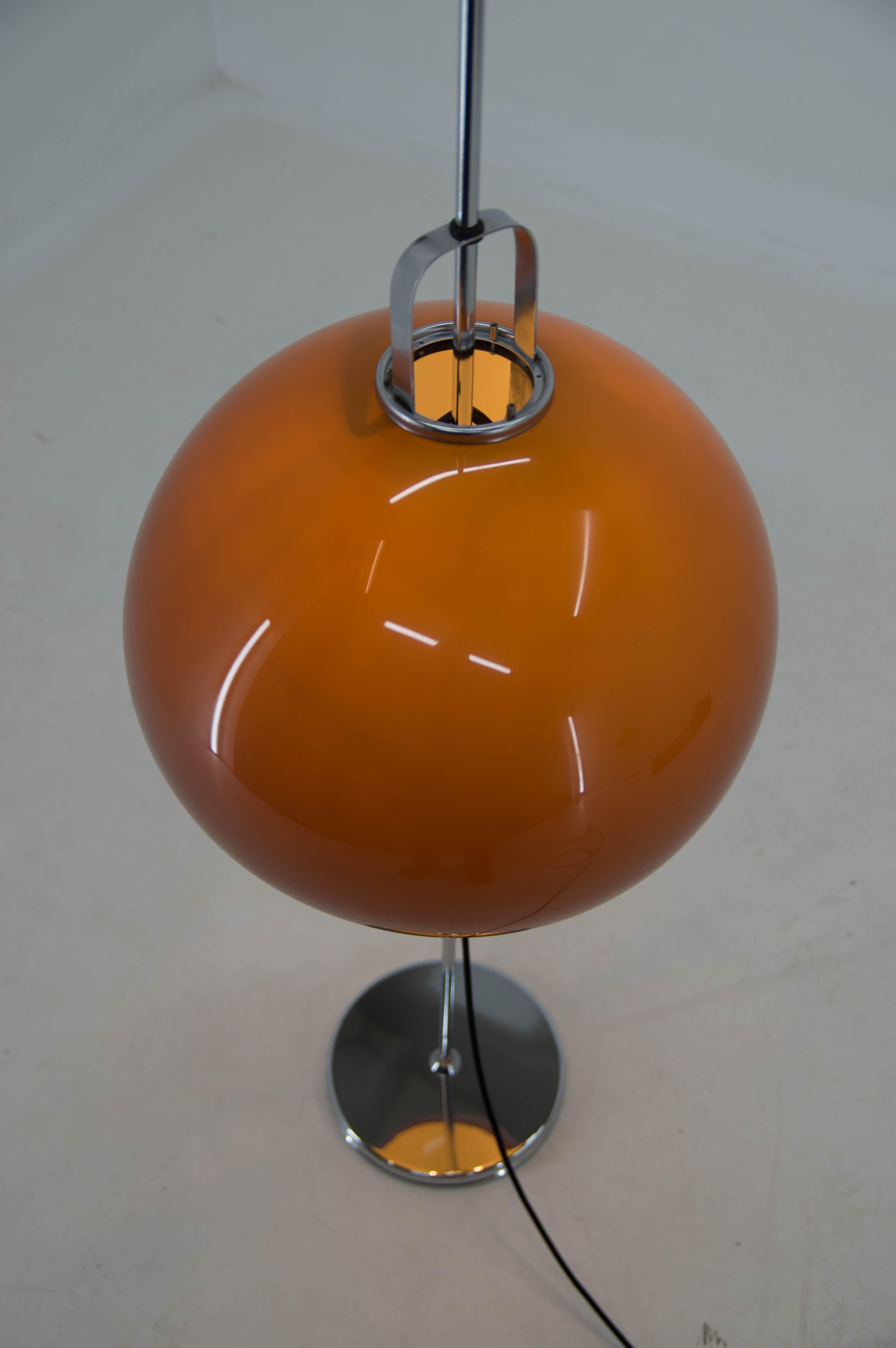 Mid-Century Adjustable Floor Lamp Designed by Guzzini for Meblo, 1970s 3