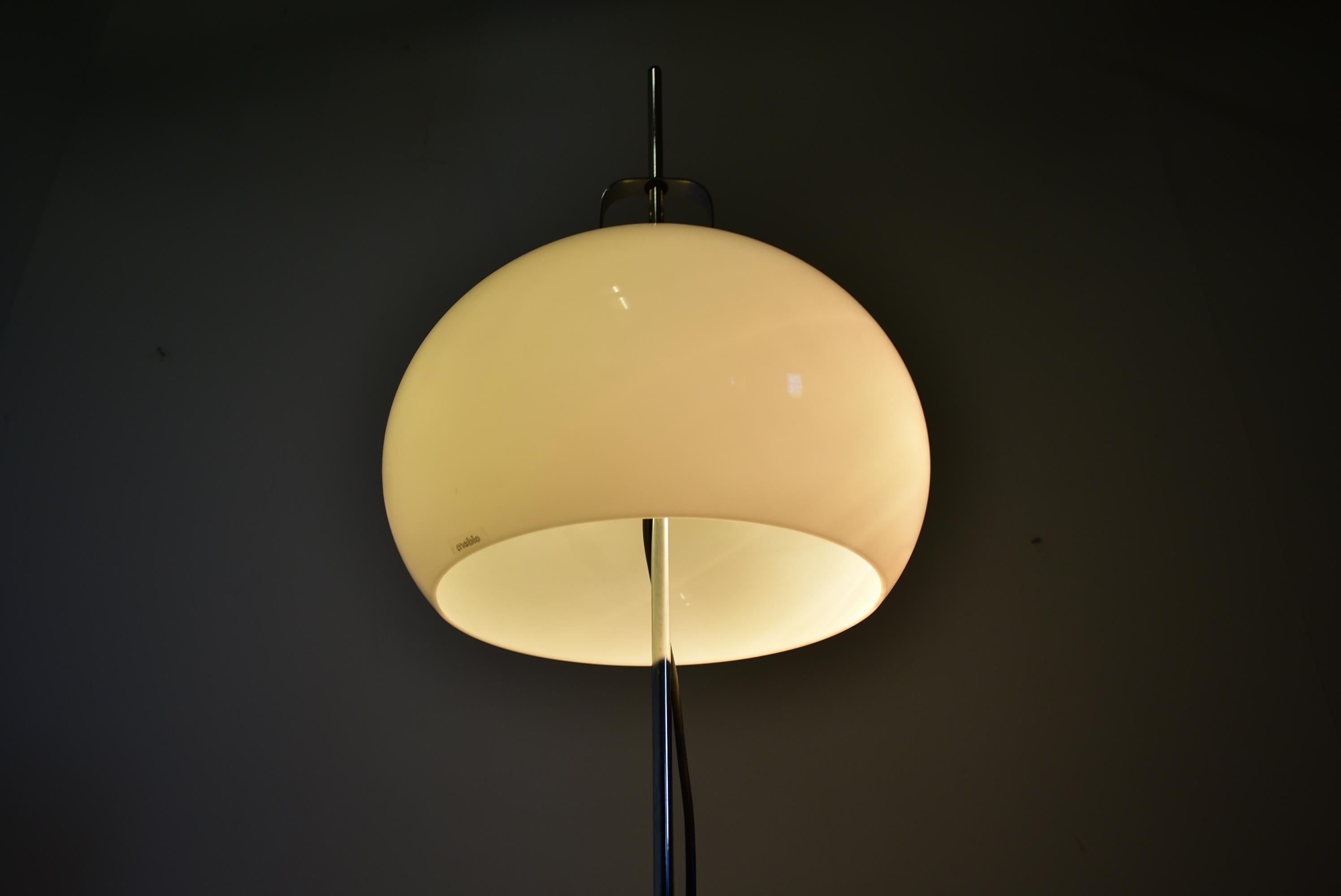 Late 20th Century Mid-Century Adjustable Floor Lamp Designed by Guzzini for Meblo, 1970s