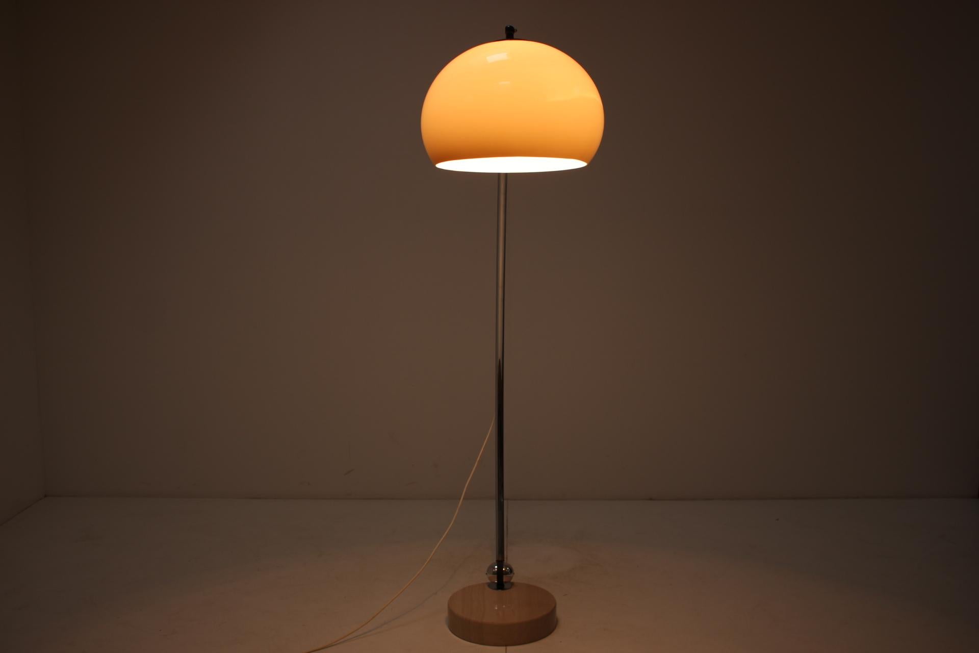 Verstellbare Stehlampe aus der Mitte des Jahrhunderts/ Guzzini/Meblo, 1970er Jahre 11