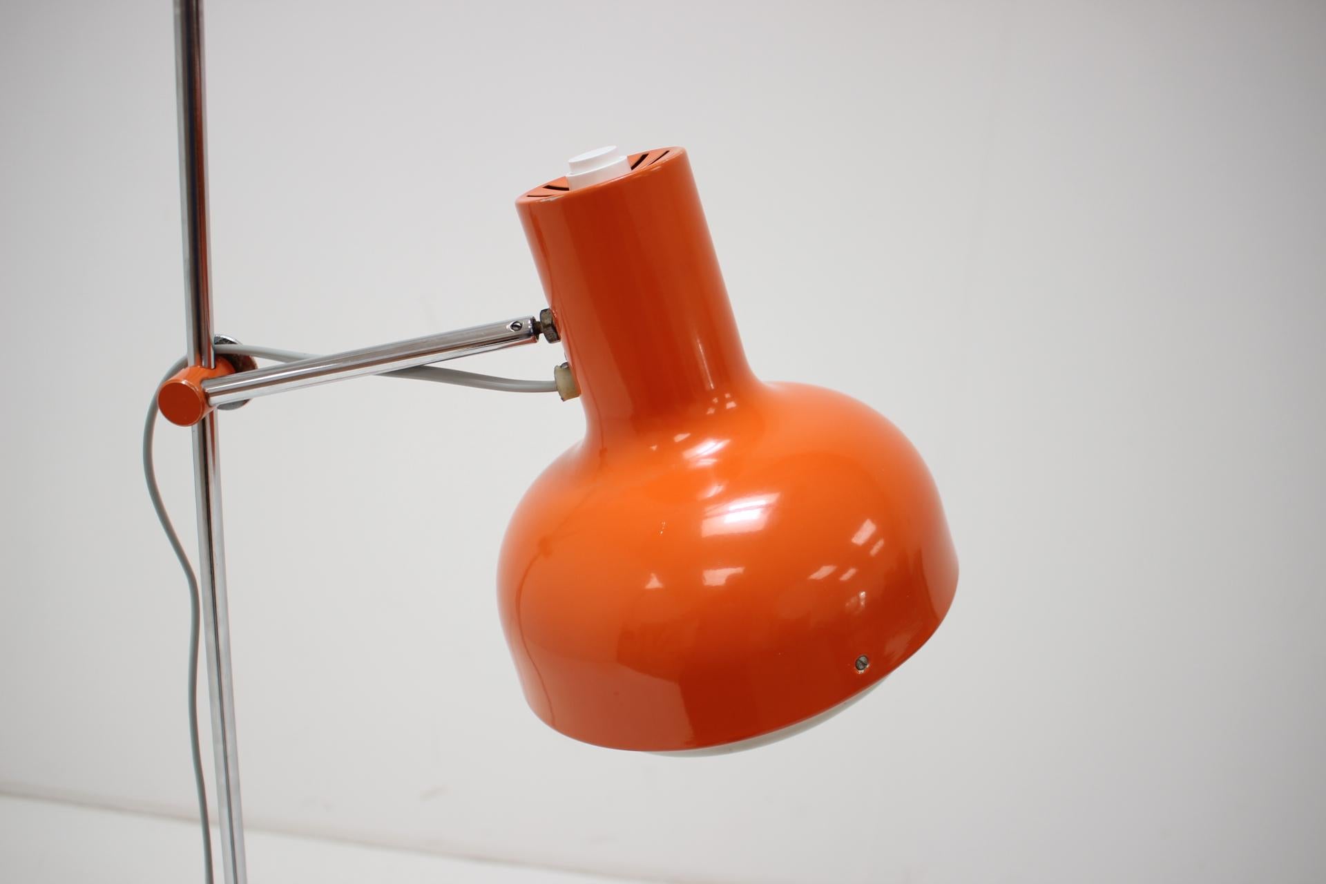 Lampada da terra regolabile di metà secolo, Napako, Josef Hurka, anni '60 in vendita 1