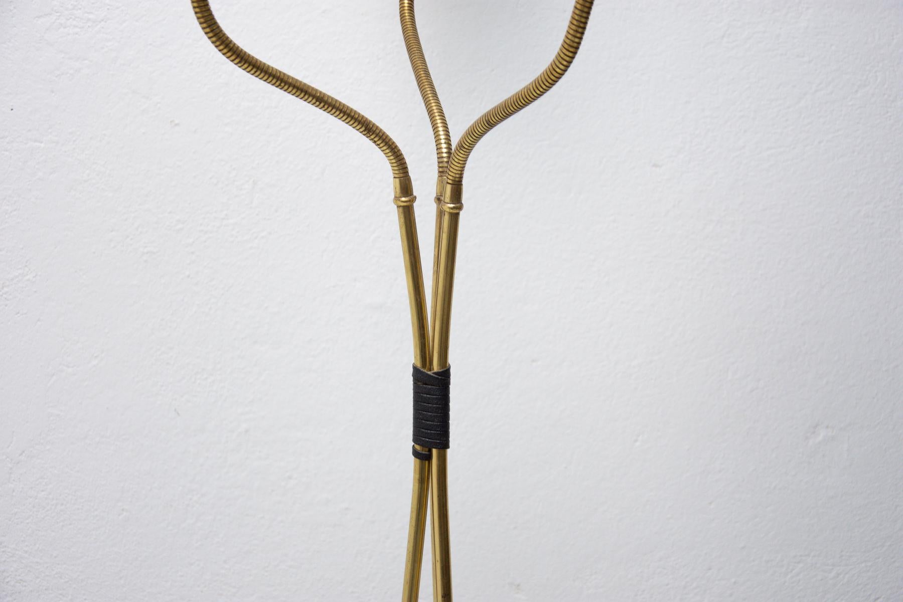 Mid Century Adjustable Gooseneck Floor Lamp, Brussels Period, 1960´s For Sale 1