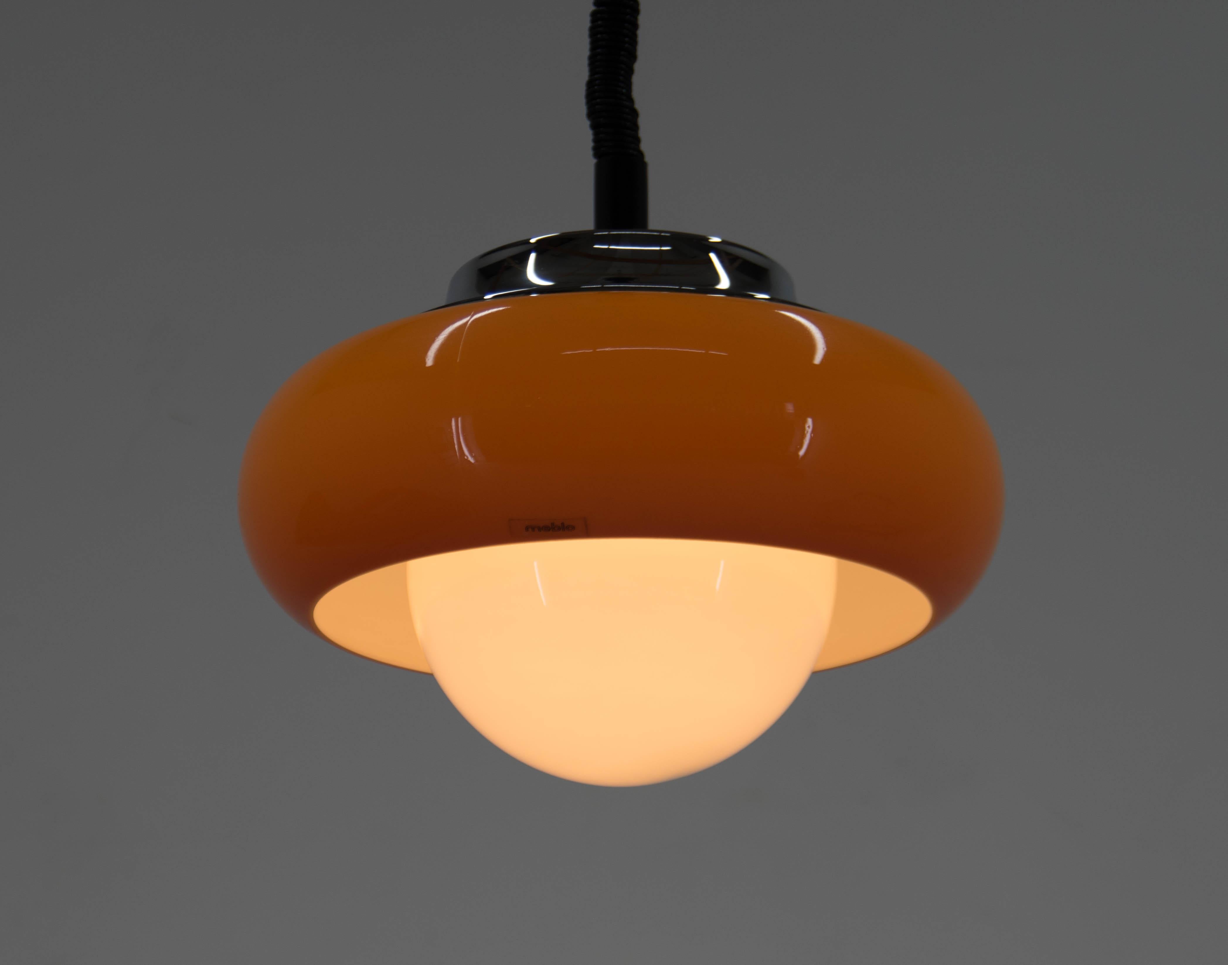 Mid Century Pendelleuchte Meblo, Harvey Guzzini, Italien, 1970er Jahre (Moderne der Mitte des Jahrhunderts)