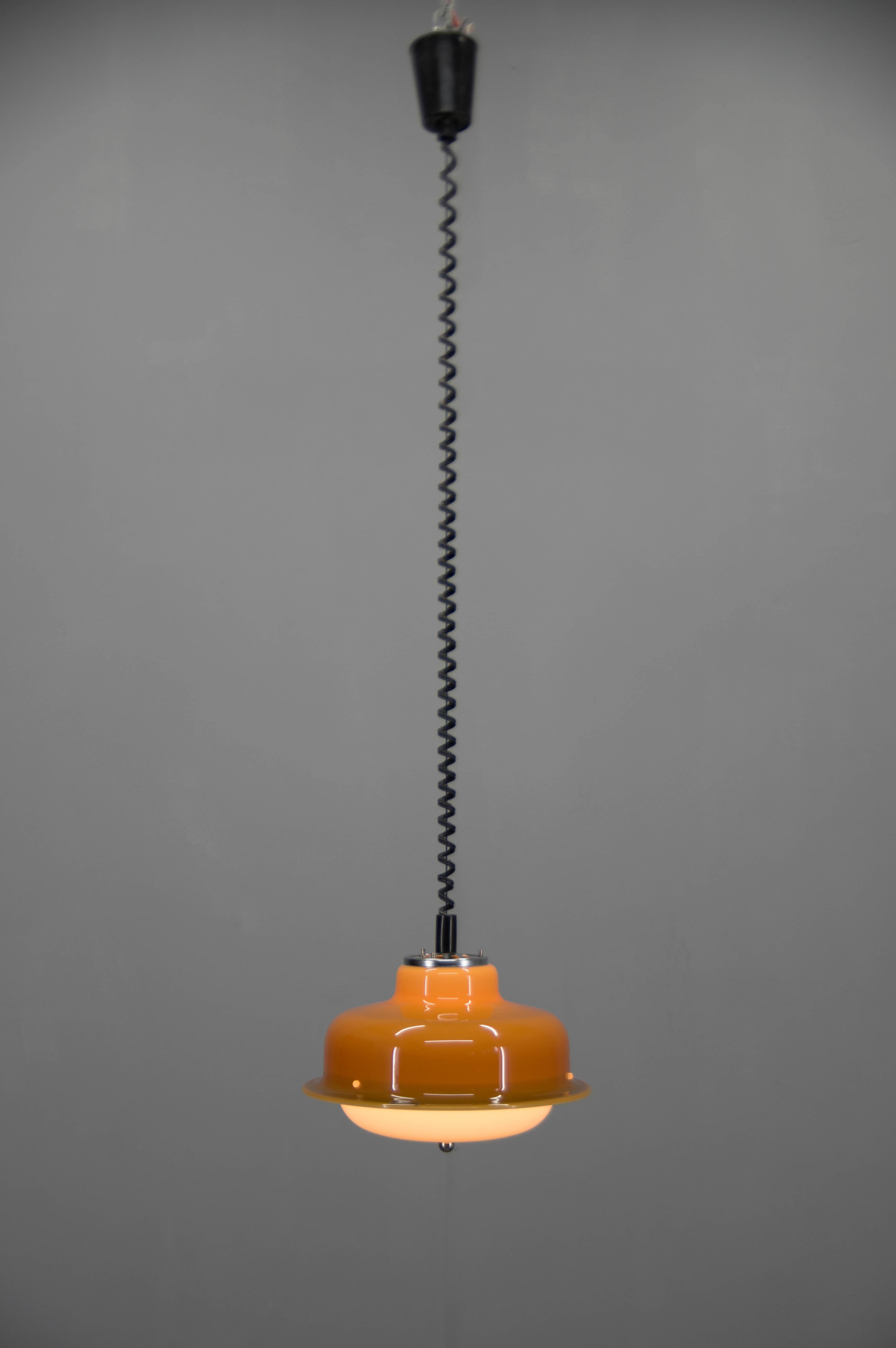 Mid Century Adjustable Pendant Meblo, Harvey Guzzini, Italy, 1970s For Sale 1